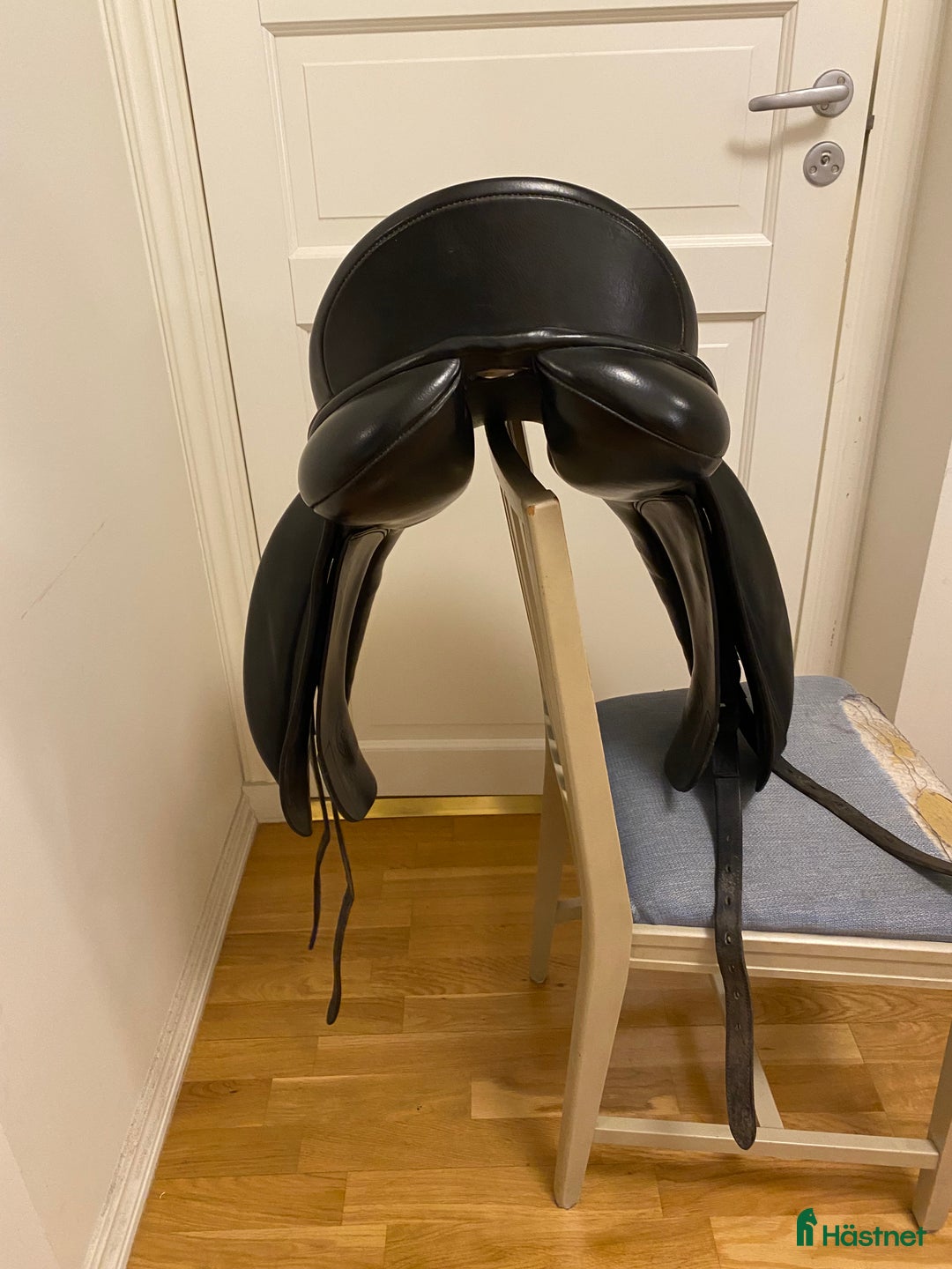 Sadlar hästutrustning till salu: Bates Caprilli dressyr i Saltsjö-Boo - Annons 4