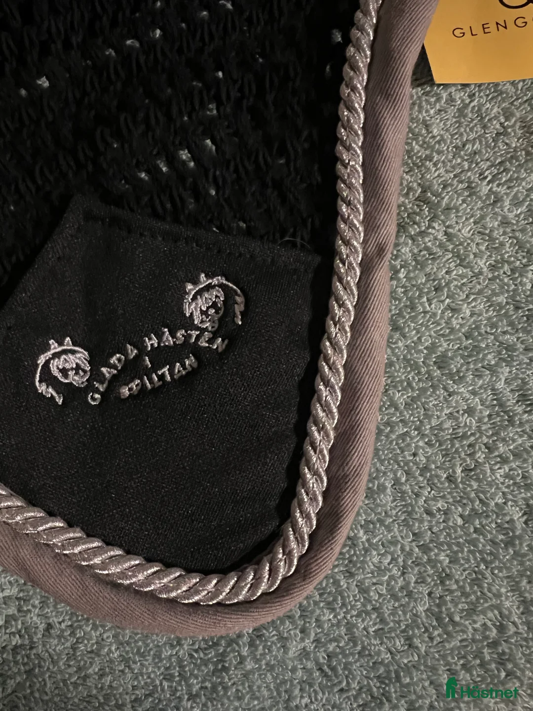 Övrig Hästutrustning hästutrustning till salu: Glen gordon luva i Eskilstuna - Annons 2