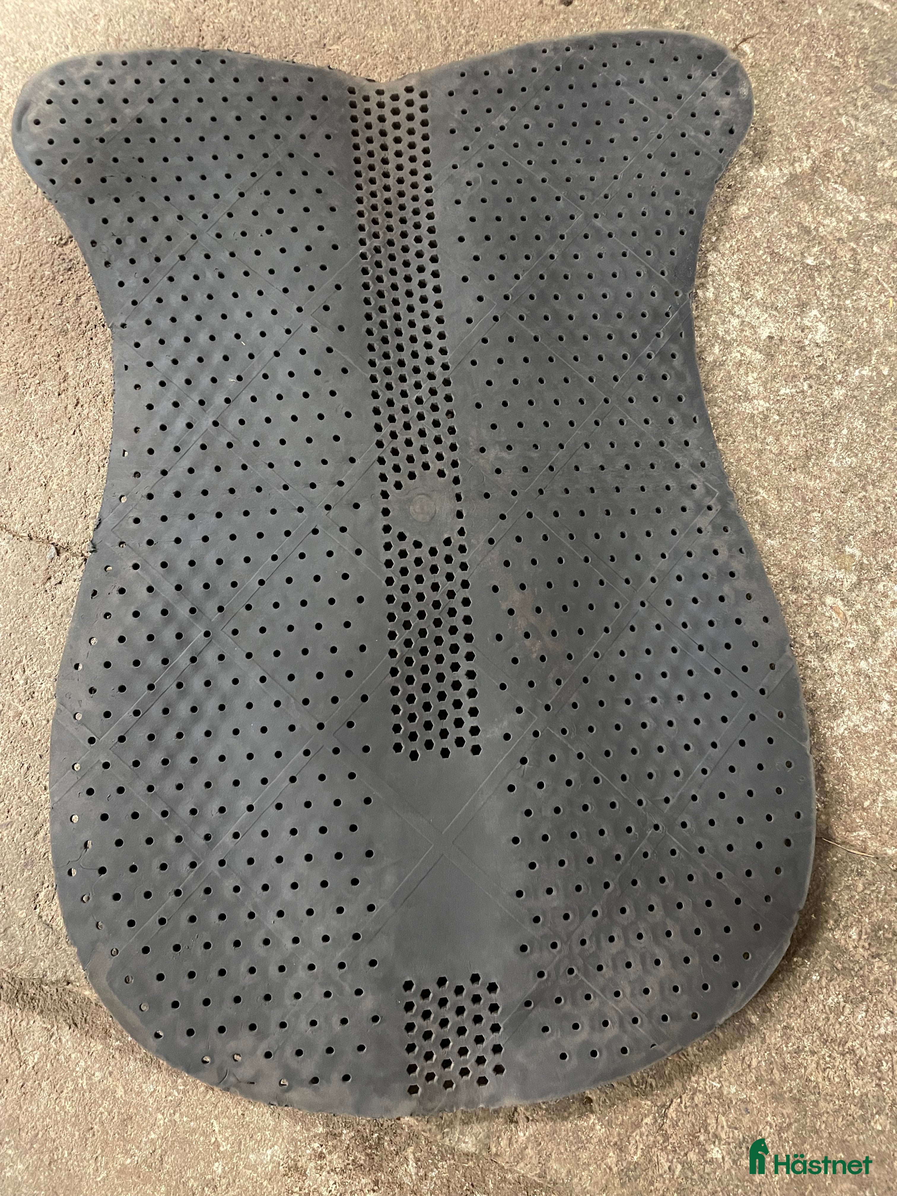 Sadeltillbehör hästutrustning till salu: Acavallo i Norrhult - Annons 24