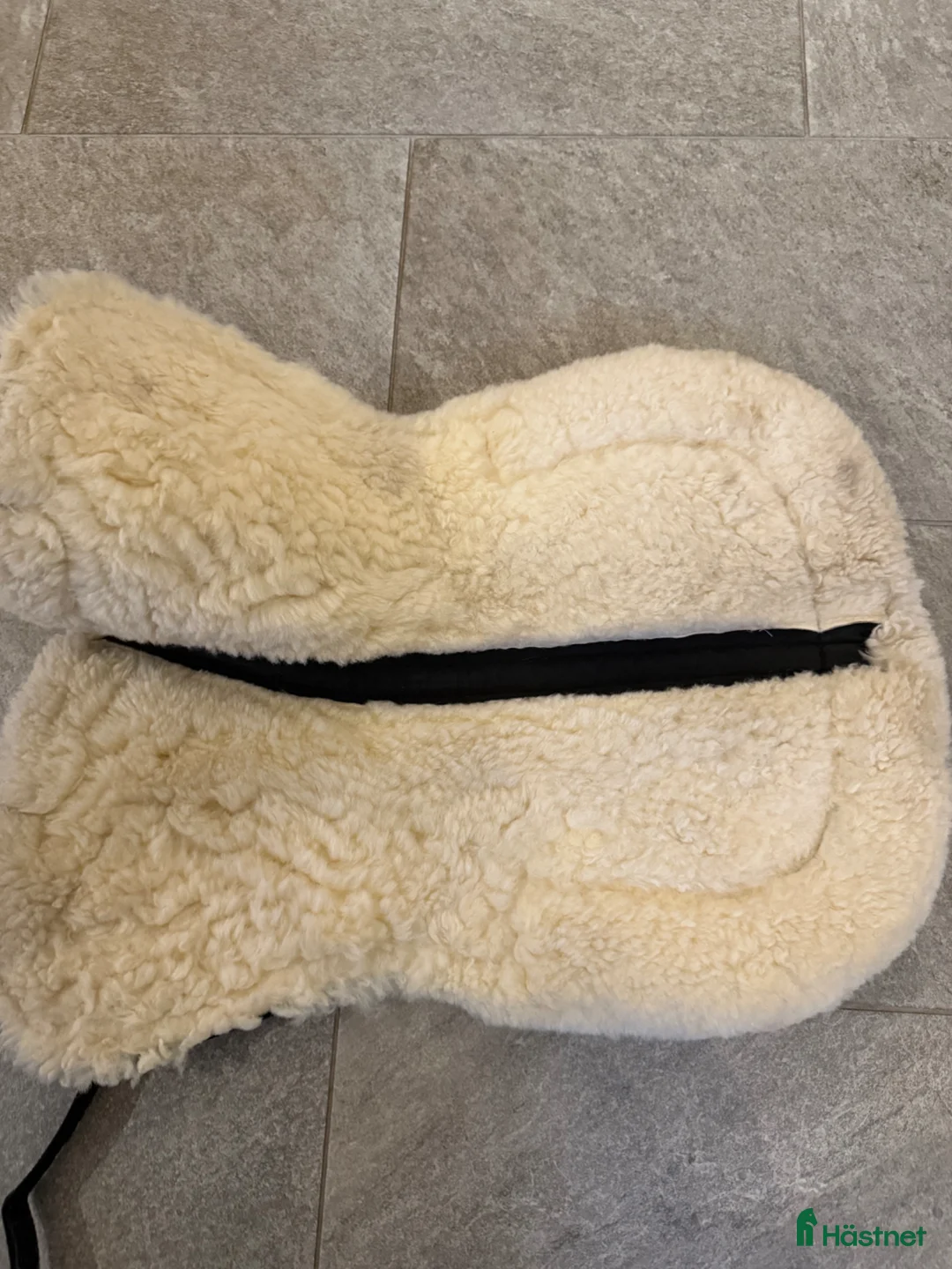 Sadeltillbehör hästutrustning till salu: Genuine sherpa sadel padd - Annons 4