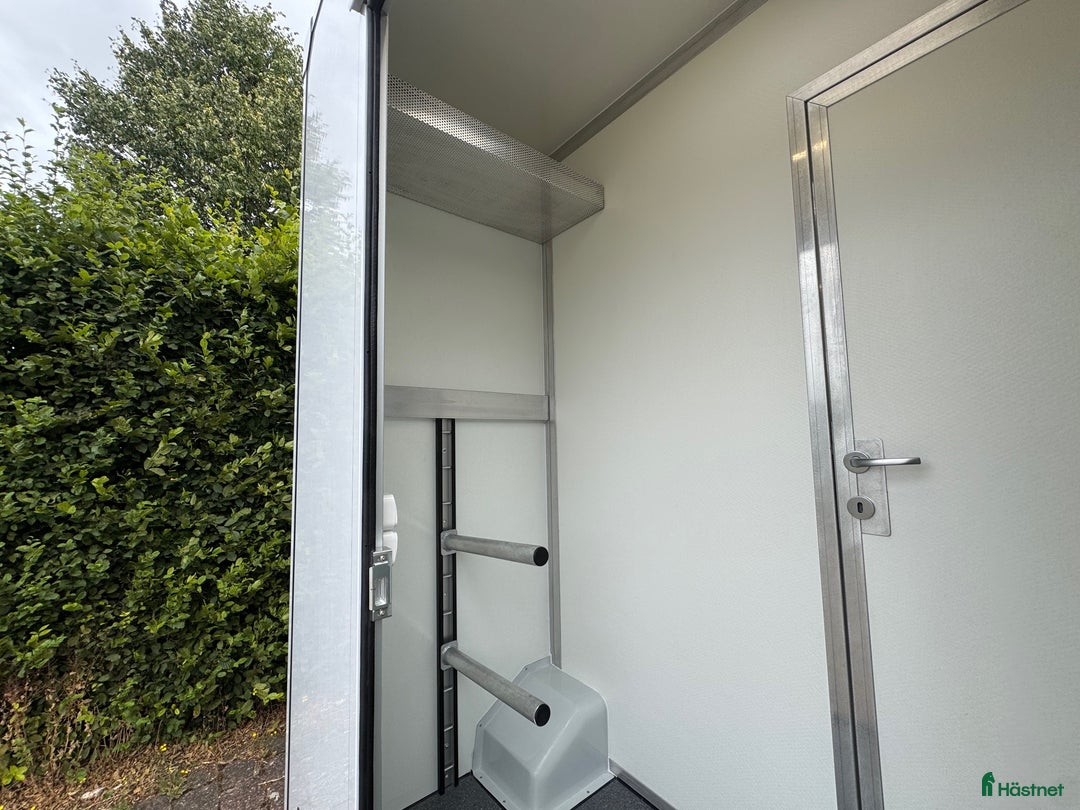 Hästlastbilar  fordon & transport till salu: Fabriksny Dickenherr 2-Ride StuteriLight i Haverdal - Bild 5