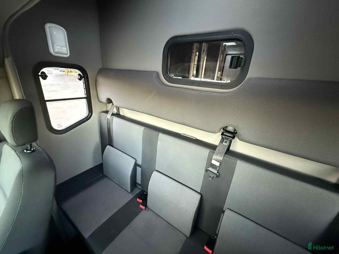 Hästlastbilar  fordon & transport till salu: PRENTKI/HORSEPARTNER 5 SITS STUTERI  i Köping - Annons 14