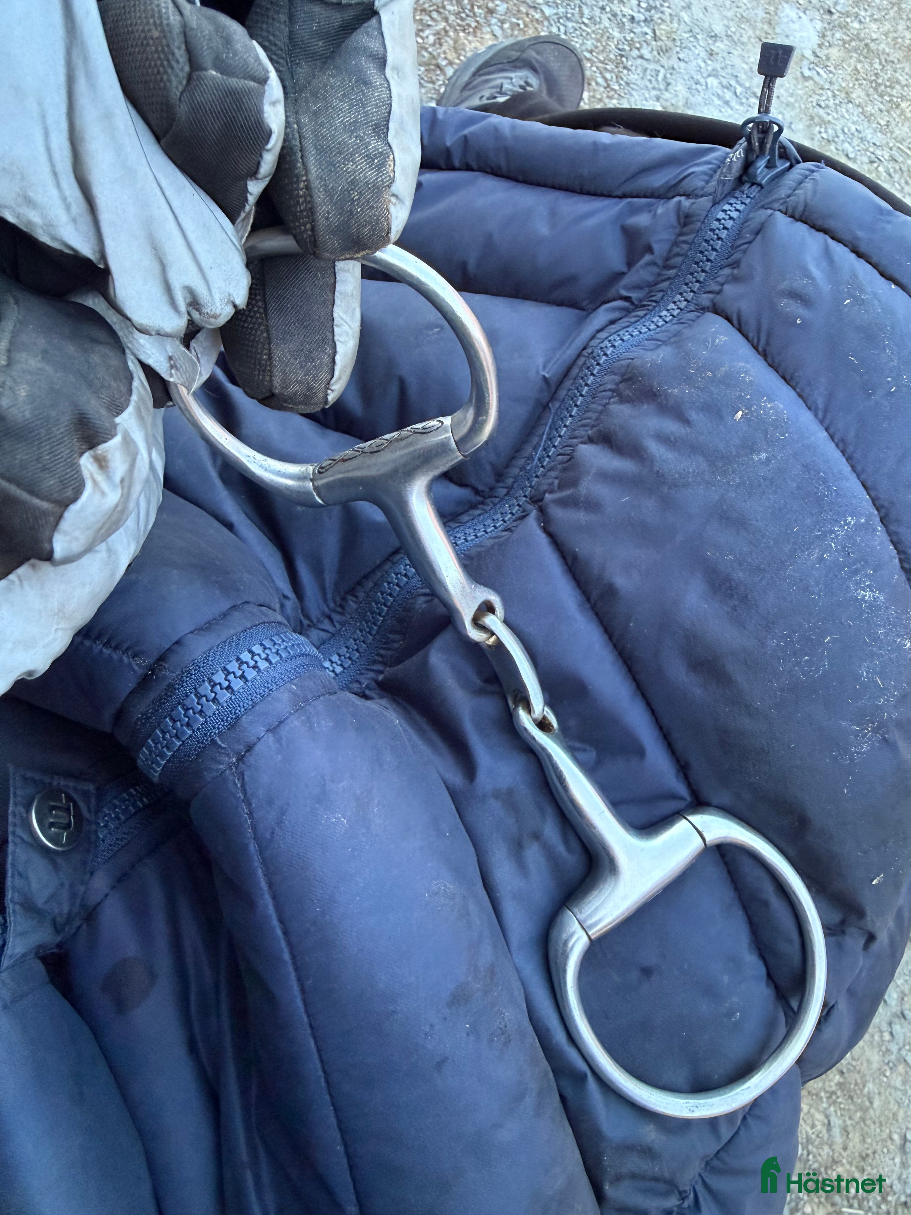 Bett hästutrustning Hrimnir Volcano 10,5 i Torestorp - Annons 24