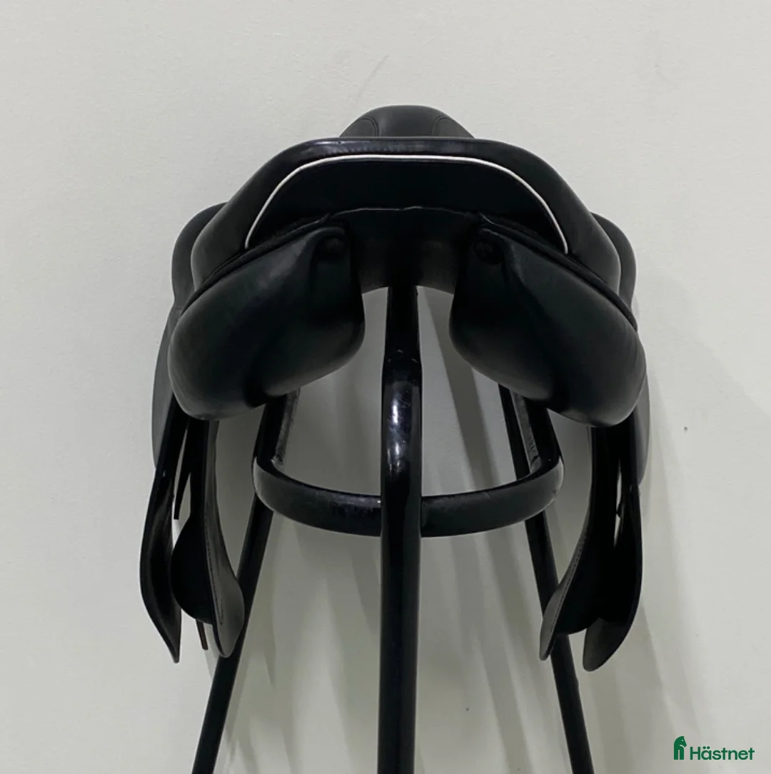 Sadlar hästutrustning till salu: Prestige Archimede  i Lugnvik - Annons 2