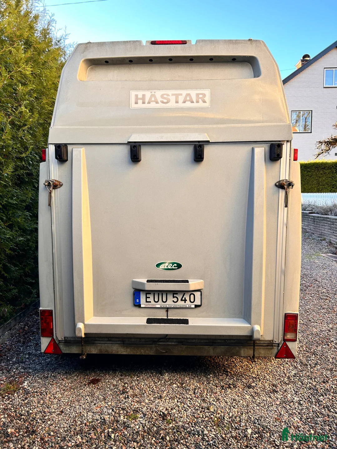 Hästtransporter  fordon & transport till salu: Stort och rymligt hästsläp ATEC Regency  - Annons 5