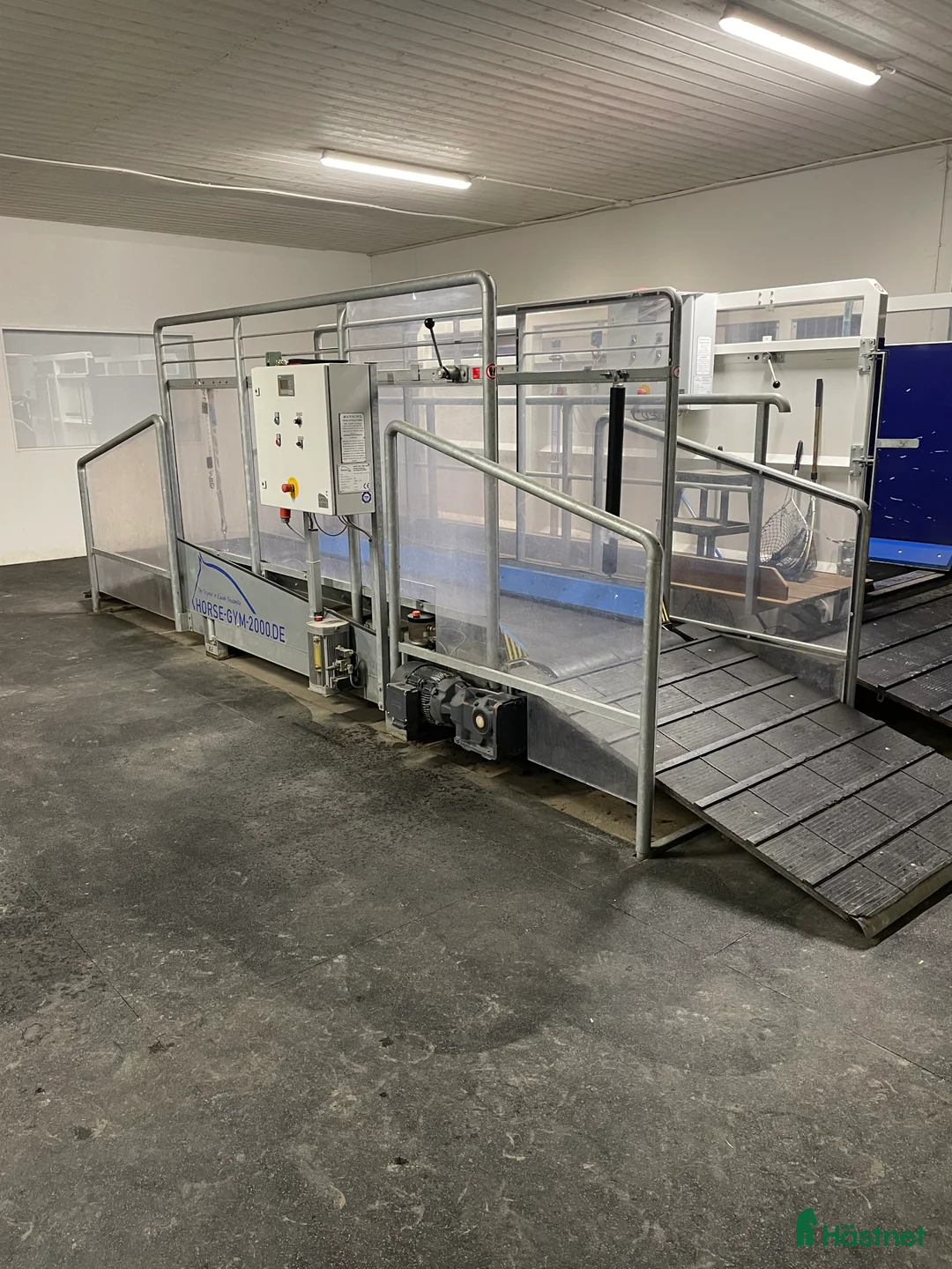 Stallinredning, stängsel & gård övrig utrustning till salu: Fint Skrittband med höjning till backe i Nykvarn - Annons 2