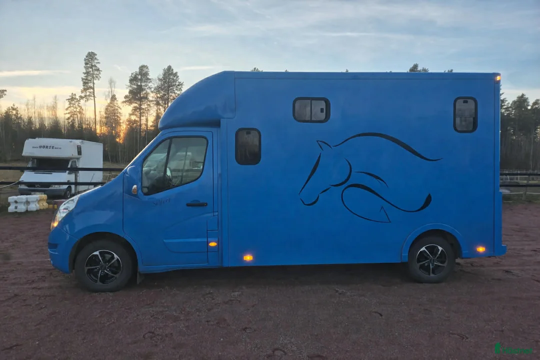 Hästlastbilar  fordon & transport till salu: Meetingbuss med hög lastvikt  i Falun - Annons 2