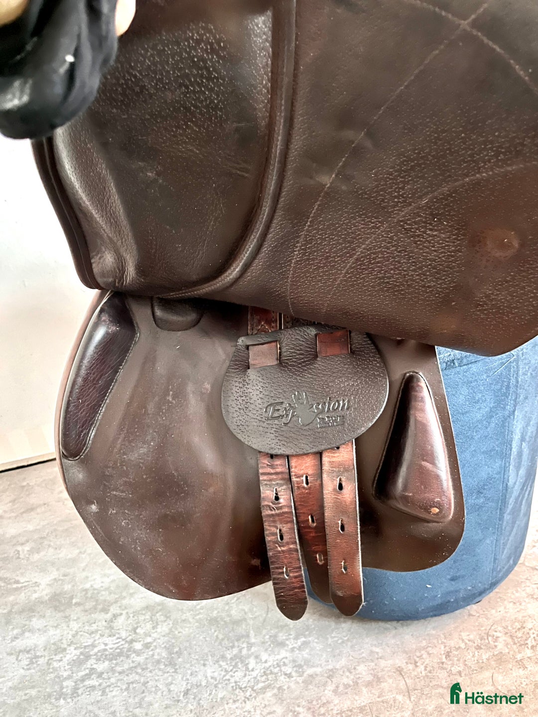 Sadlar hästutrustning till salu: Equipe Expression Special - 17”N, bomvidd +1,5 i Täby - Annons 4