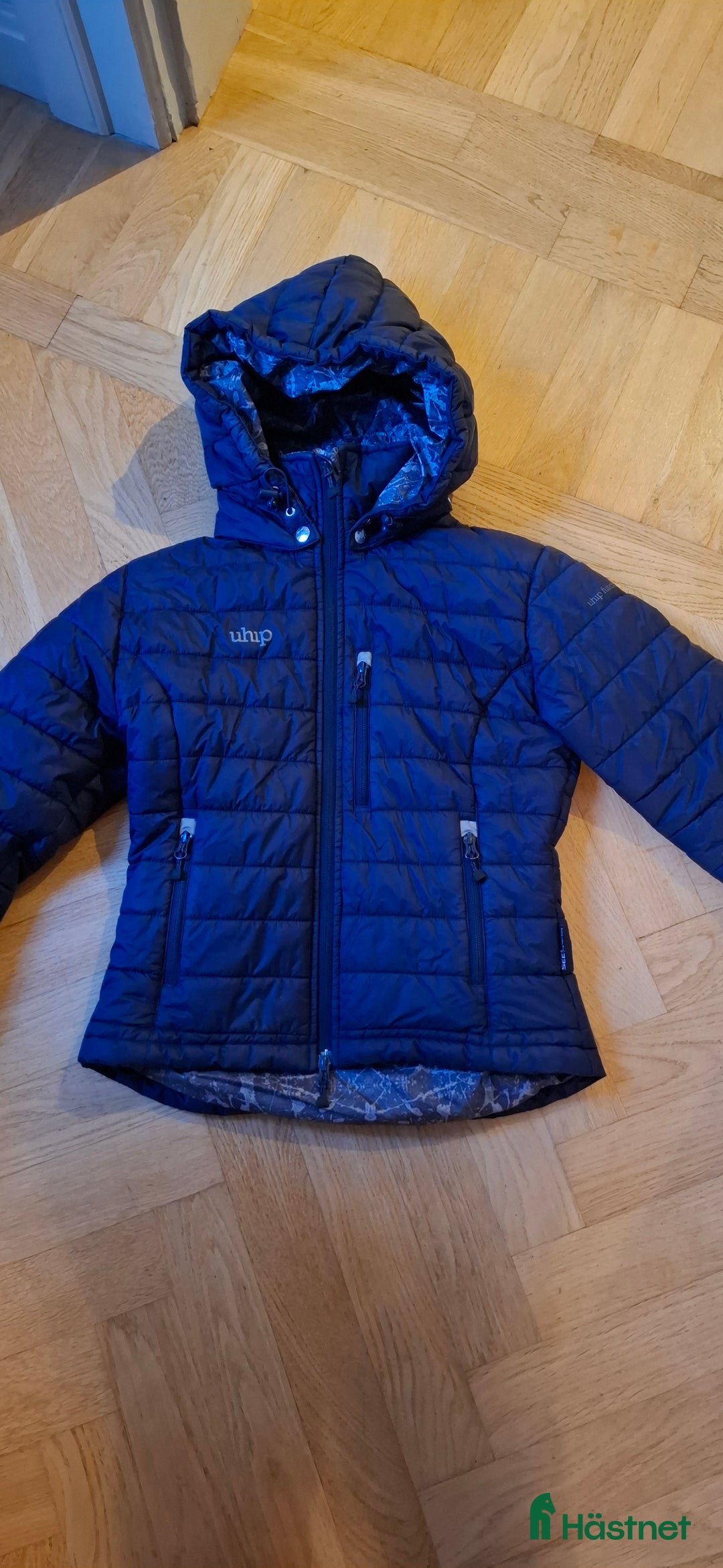 Jackor & Kavajer ryttarutrustning till salu: Uhip jacka str 150 i Valla - Annons 1