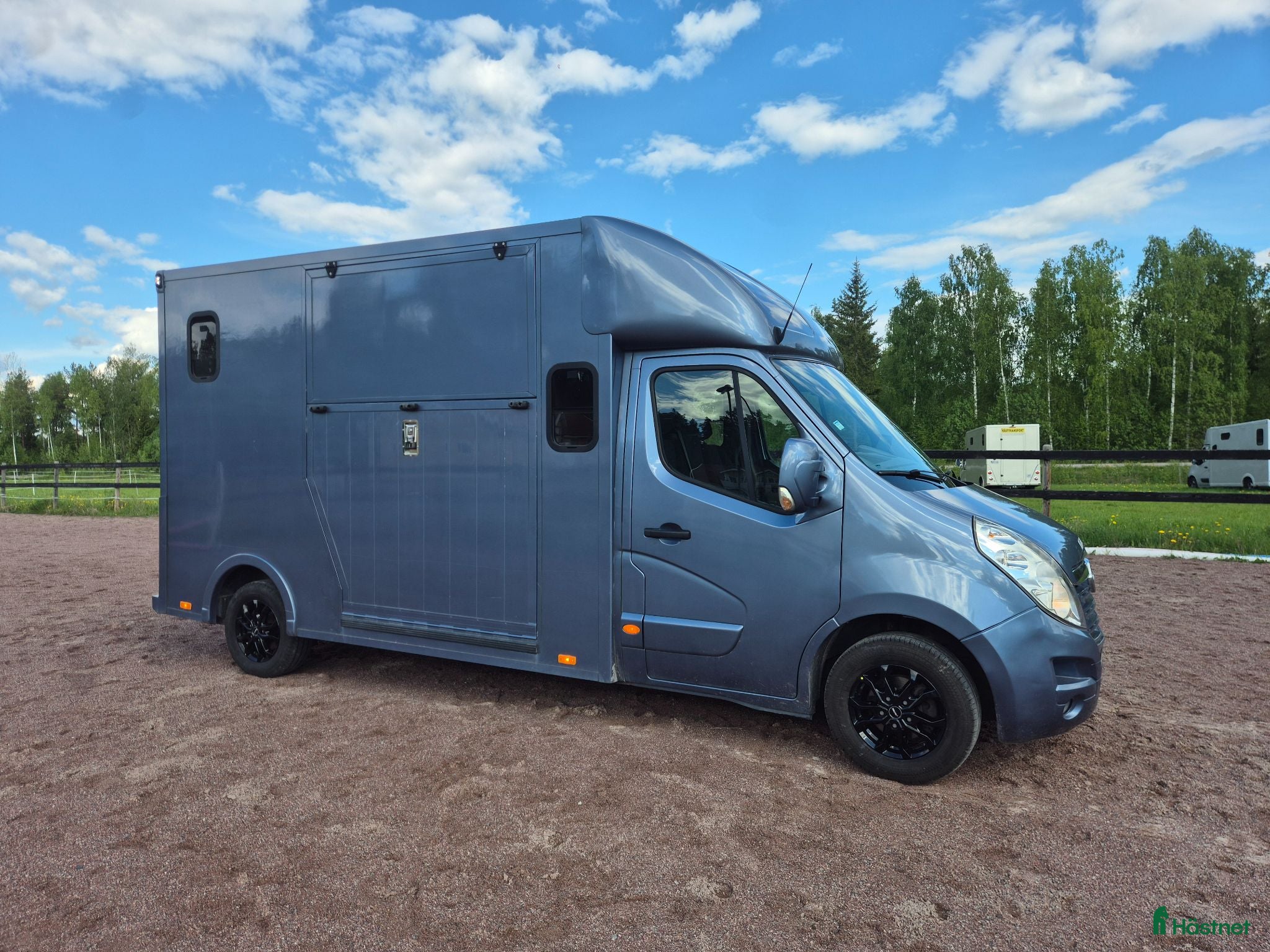 Hästlastbilar  fordon & transport till salu: Stuteri Meetingbuss  - Annons 1