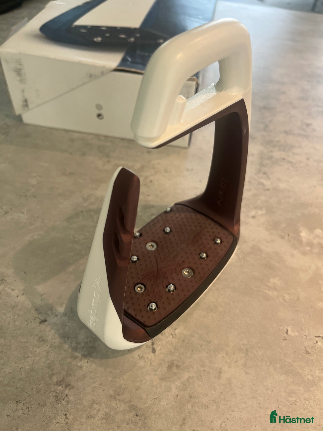 Stigbyglar hästutrustning till salu: Freejump OANVÄNDA  i Ås - Annons 2