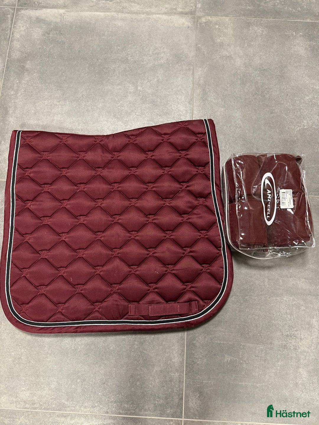 Schabrak & Vojlockar hästutrustning till salu: Nästan som nytt i Varberg - Annons 1