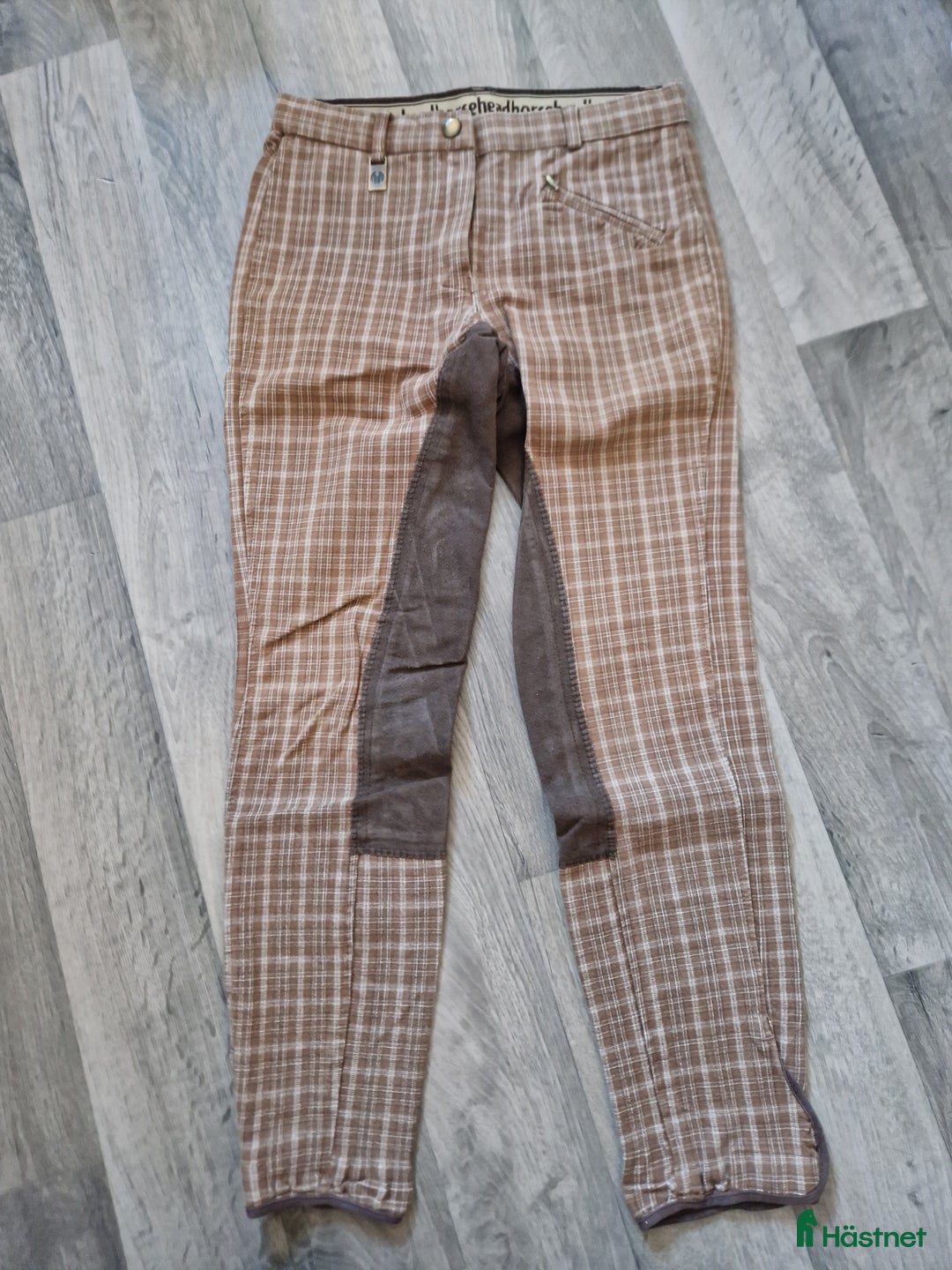 Ridbyxor ryttarutrustning till salu: helskodda ridbyxor i Hallstahammar - Annons 1