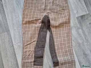 Ridbyxor ryttarutrustning till salu: helskodda ridbyxor i Hallstahammar - Annons 10