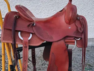 Sadlar hästutrustning till salu: Brazos Cowhorse sadel i Södertälje - Annons 2