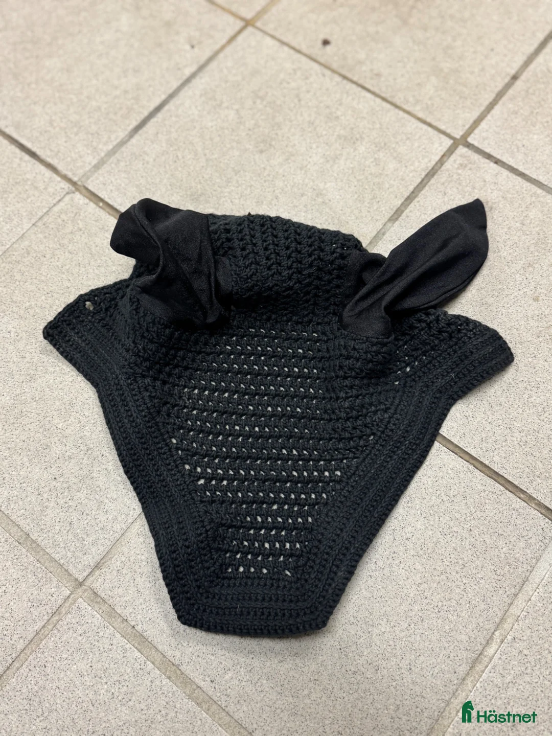 Schabrak & Vojlockar hästutrustning till salu: Kentucky huva - Annons 2