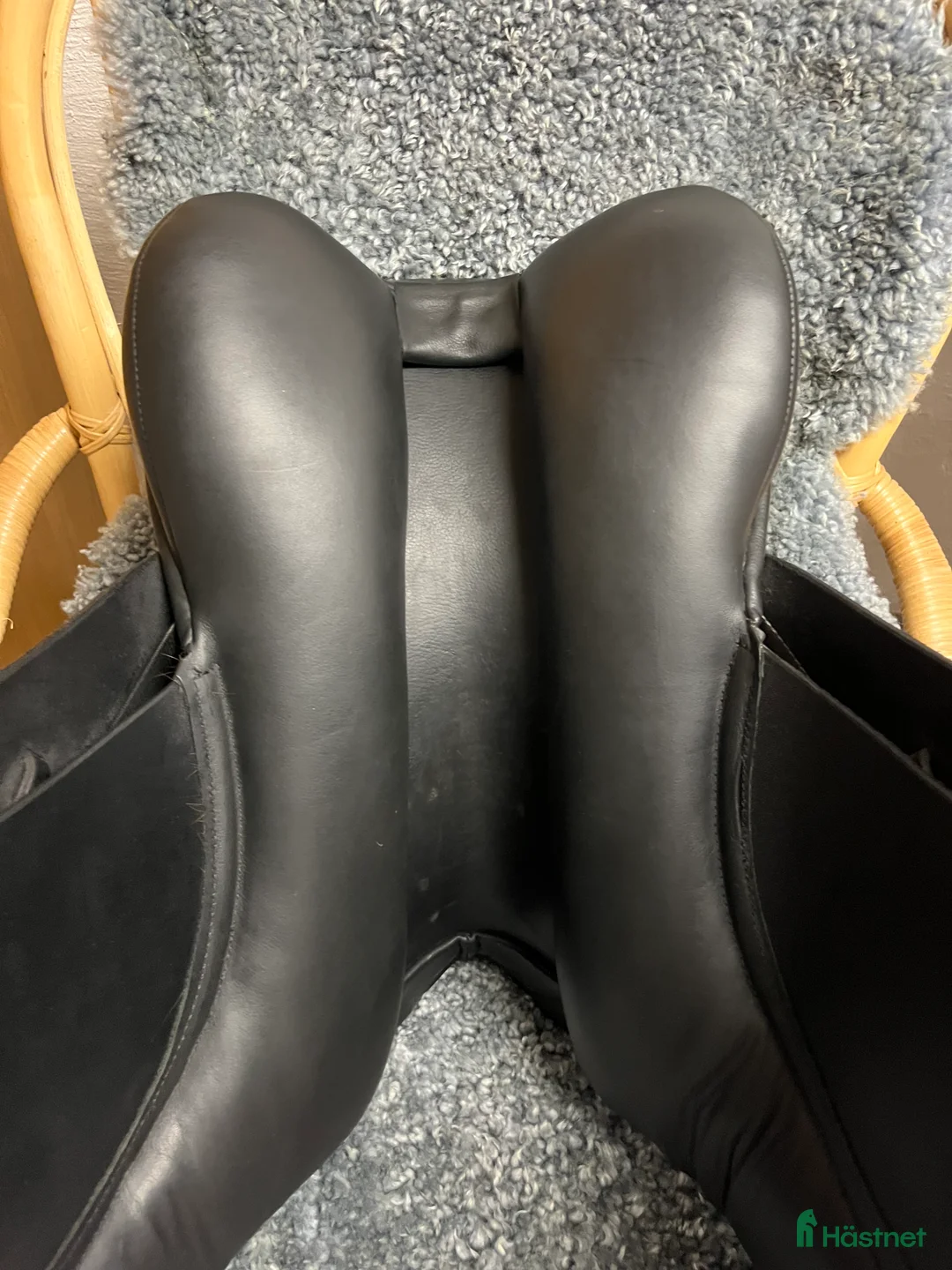 Sadlar hästutrustning till salu: Spalding finesse dressyrsadel  i Sävedalen - Annons 5