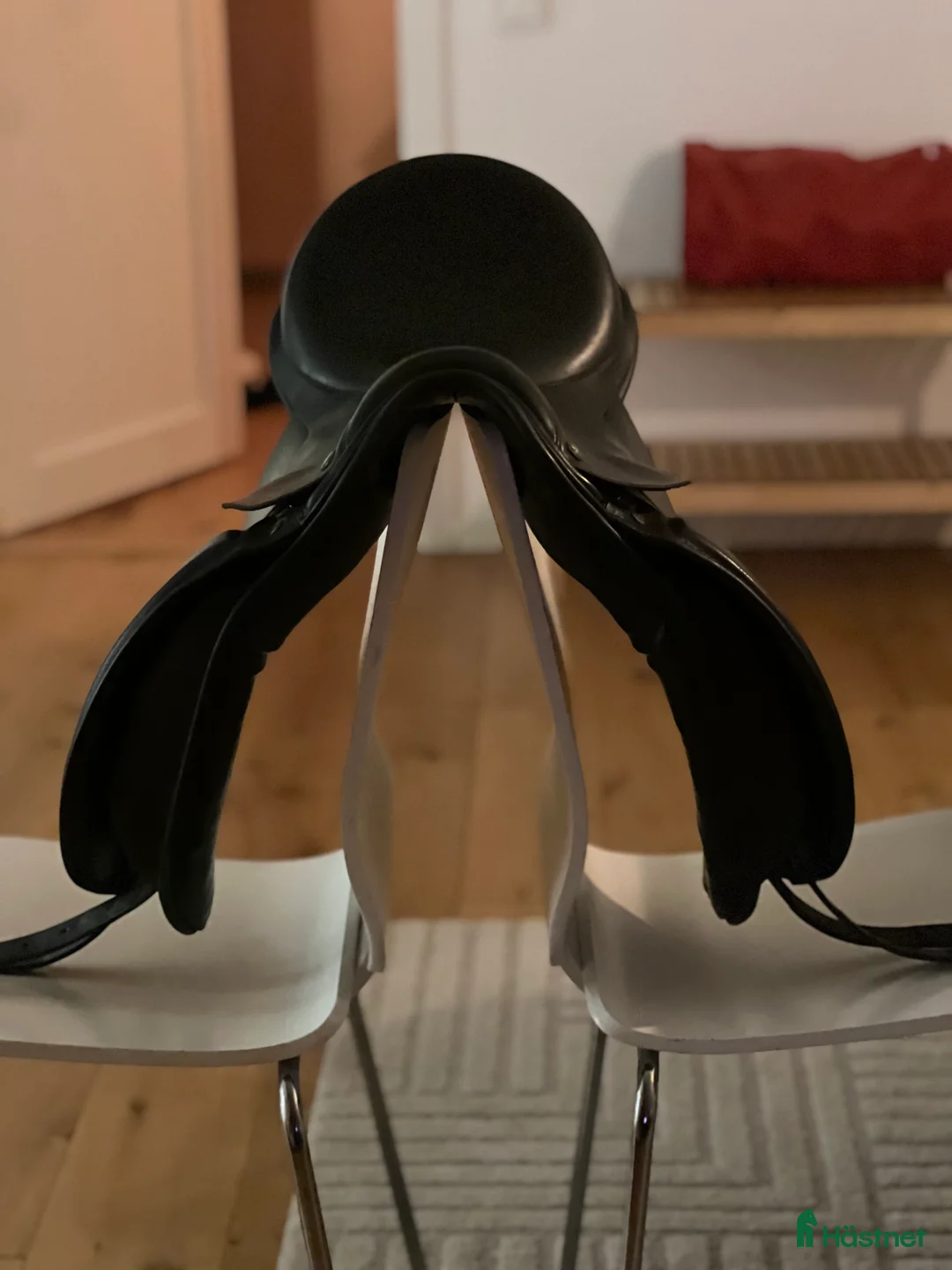 Sadlar hästutrustning till salu: FIN DRESSYRSADEL  i Hudiksvall - Annons 2