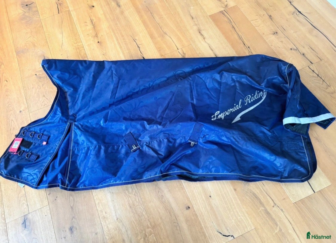 Täcken hästutrustning Nytt regntäcke från Imperial riding  - Annons 13