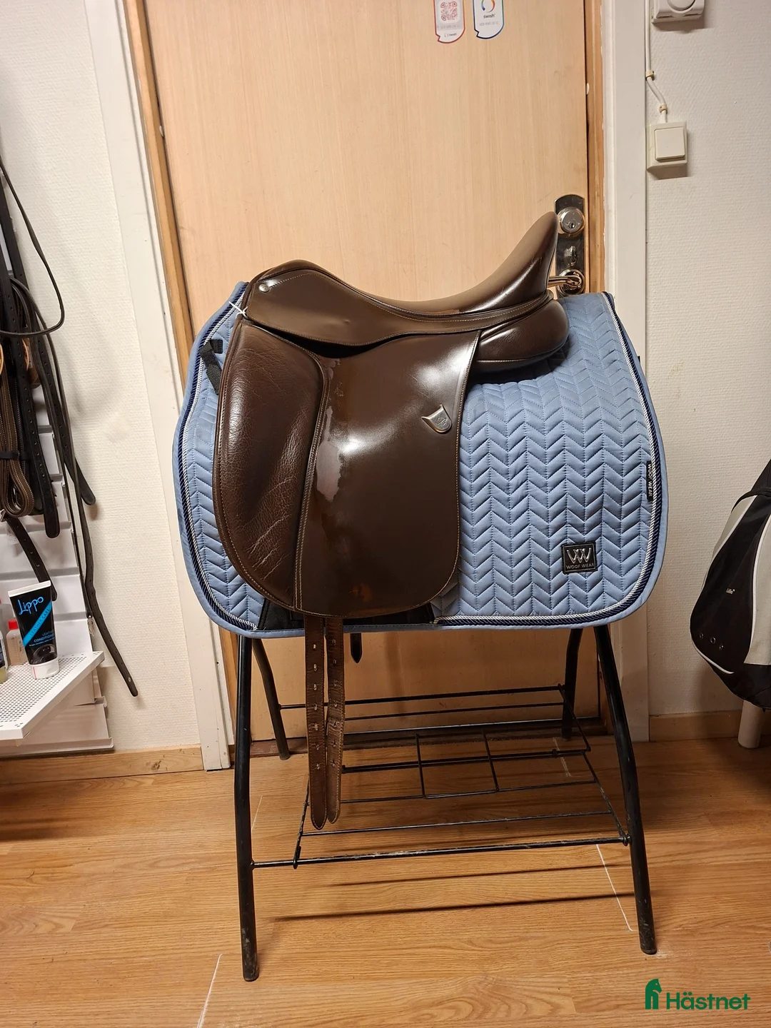 Sadlar hästutrustning till salu: Bates Dressage  - Annons 1