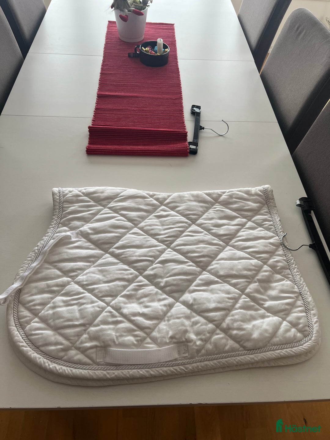 Schabrak & Vojlockar hästutrustning till salu: Fina schabrak i Brålanda - Annons 3