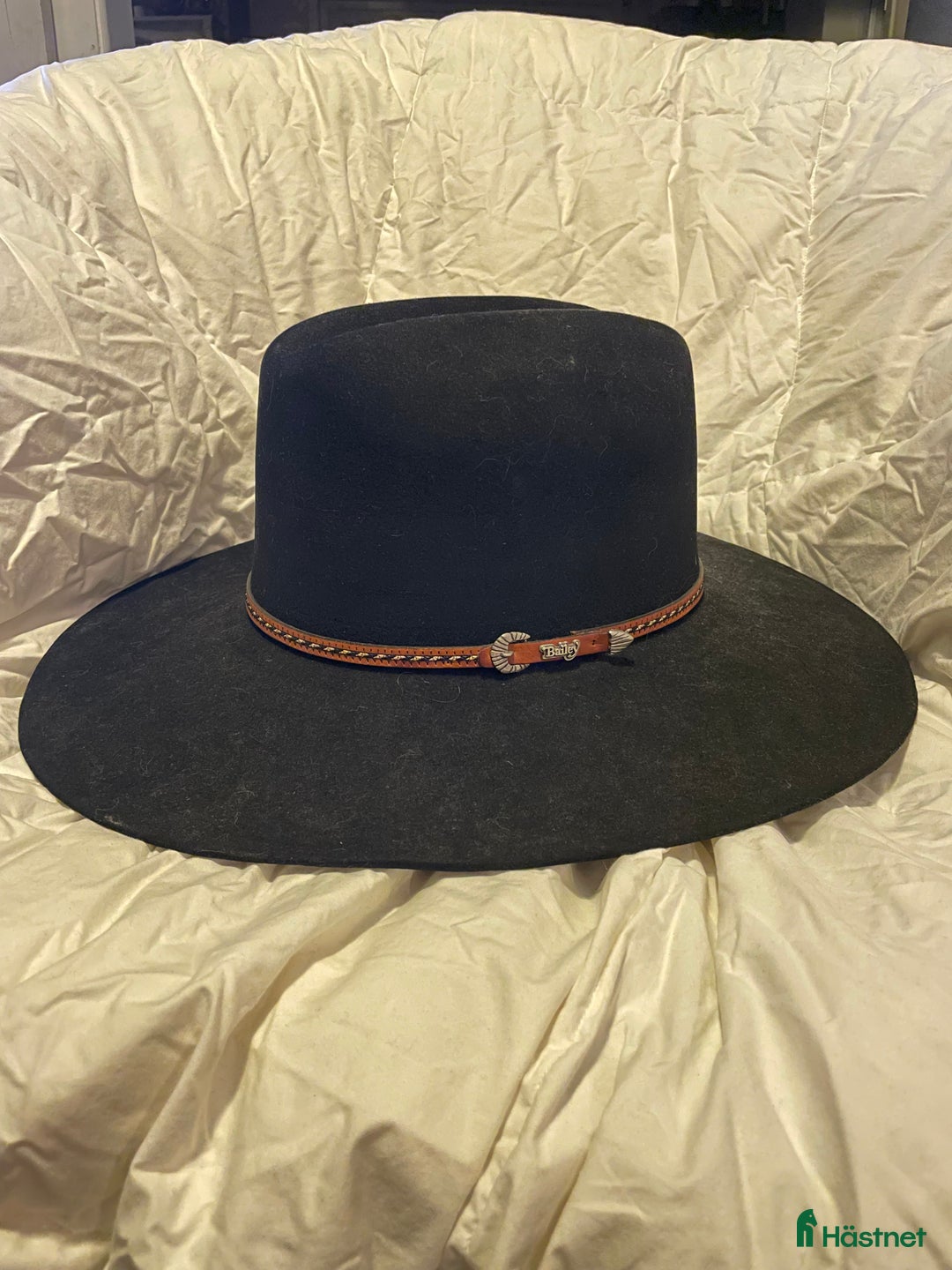 Övrigt Ridkläder ryttarutrustning till salu: Cowboyhattar av märket Bailey i Umeå - Annons 3