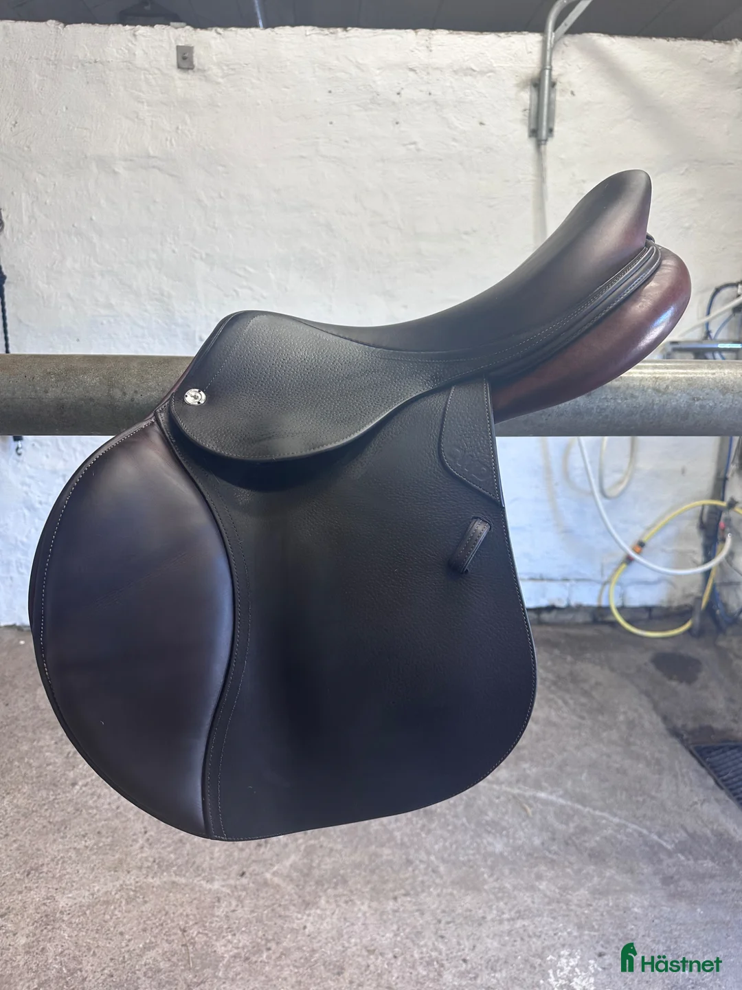 Sadlar hästutrustning till salu: CWD Classic - Annons 1