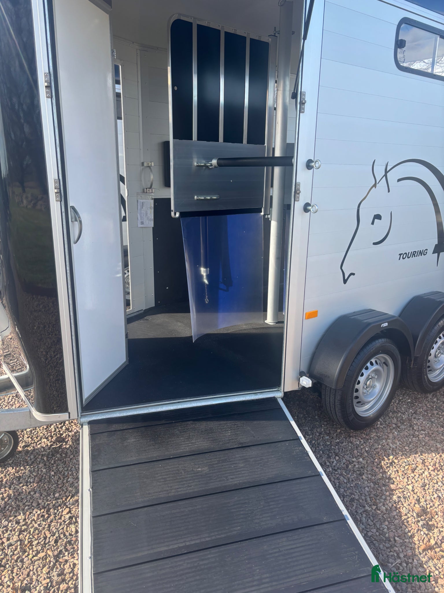 Hästtransporter  fordon & transport till salu: Cheval Touring Country  - Annons 3