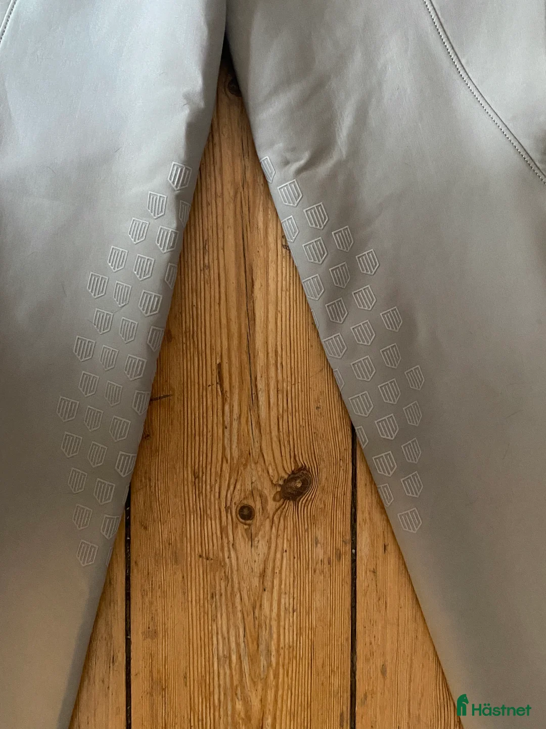 Ridbyxor ryttarutrustning till salu: Beige maya delorez ridbyxor  - Annons 5