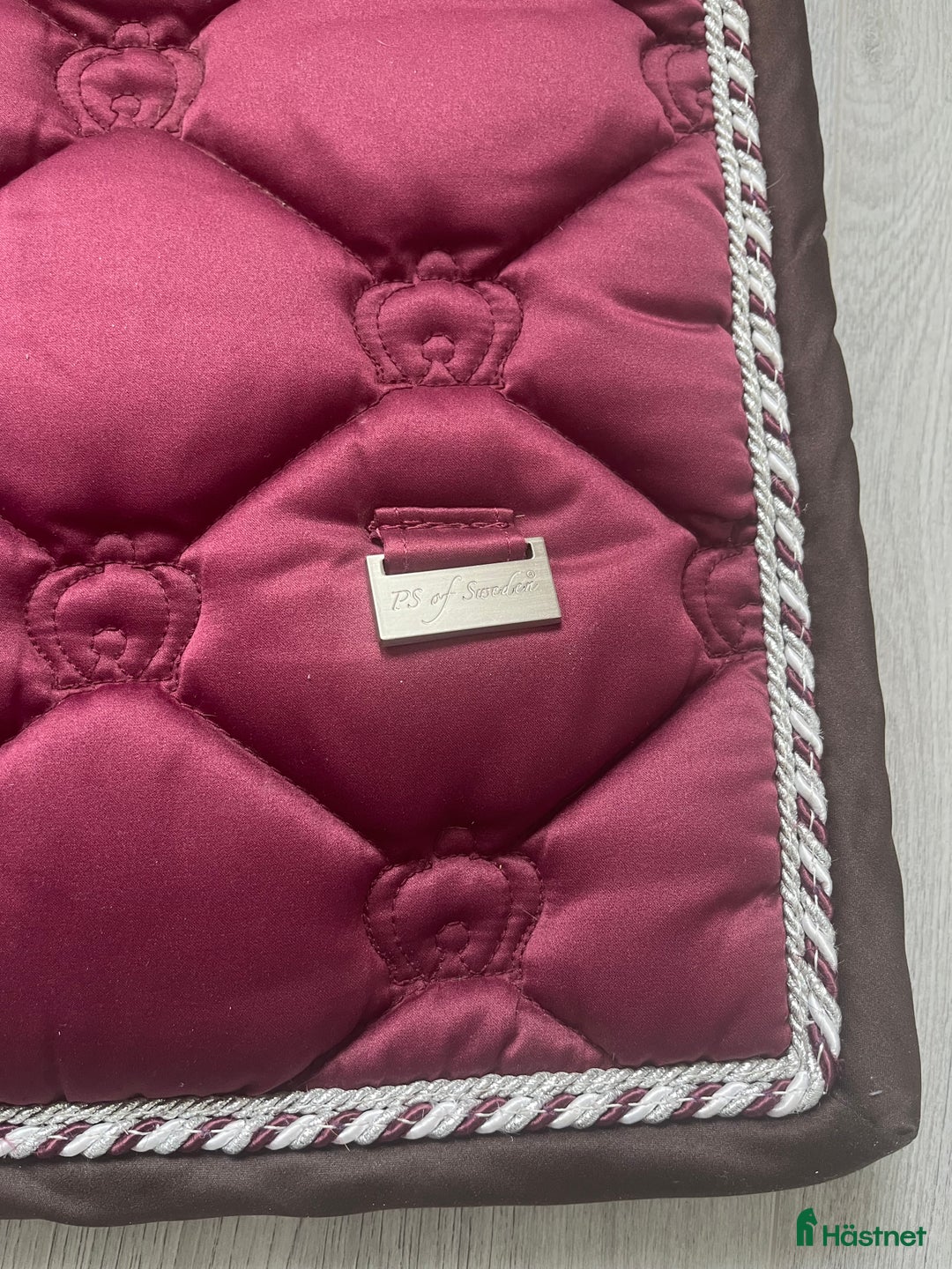 Schabrak & Vojlockar hästutrustning till salu: Gammalt ps of sweden schabrak. i Kalv - Annons 2