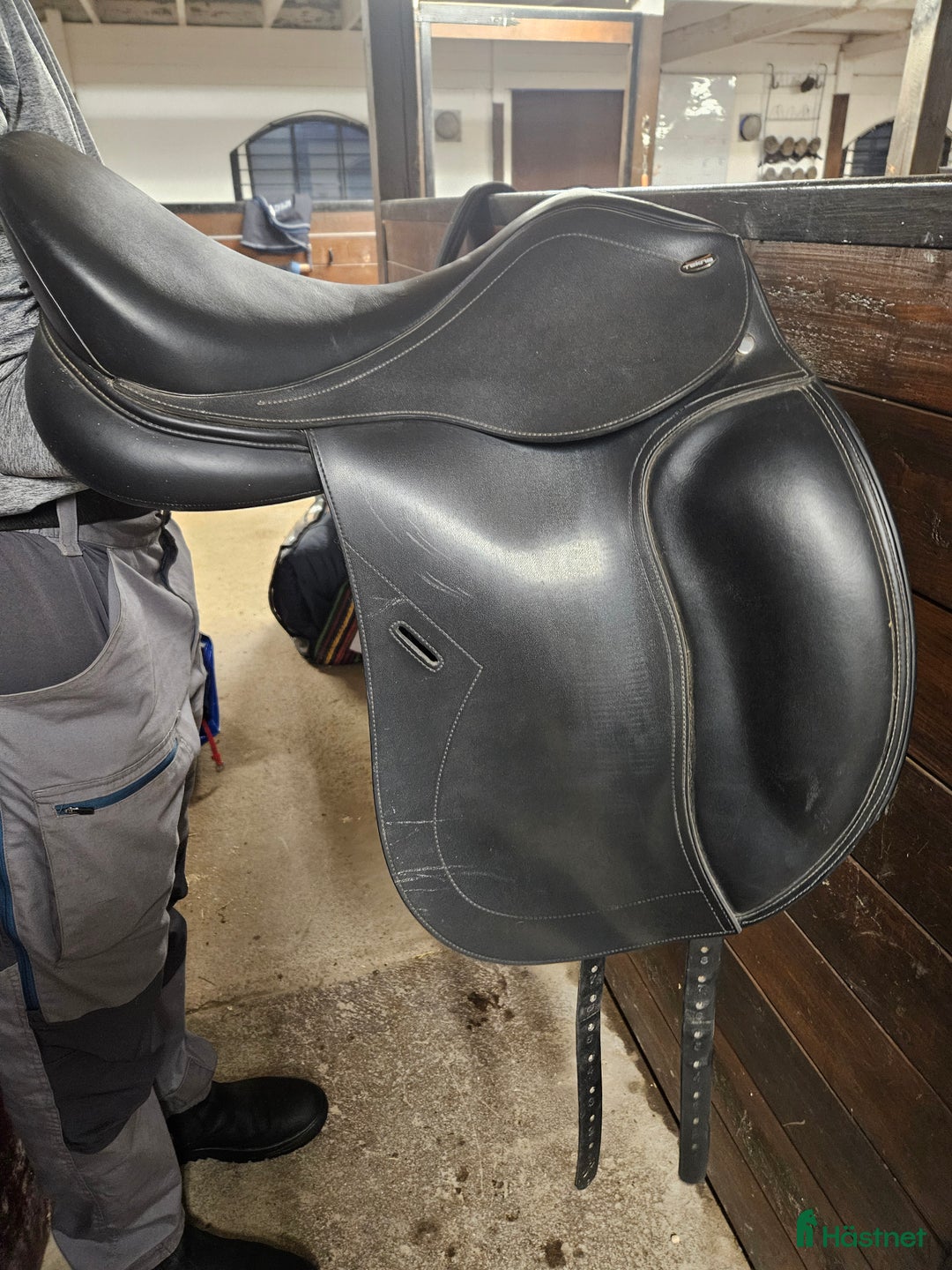 Sadlar hästutrustning till salu: Tekna s-line dressyrsadel i Flen - Annons 1