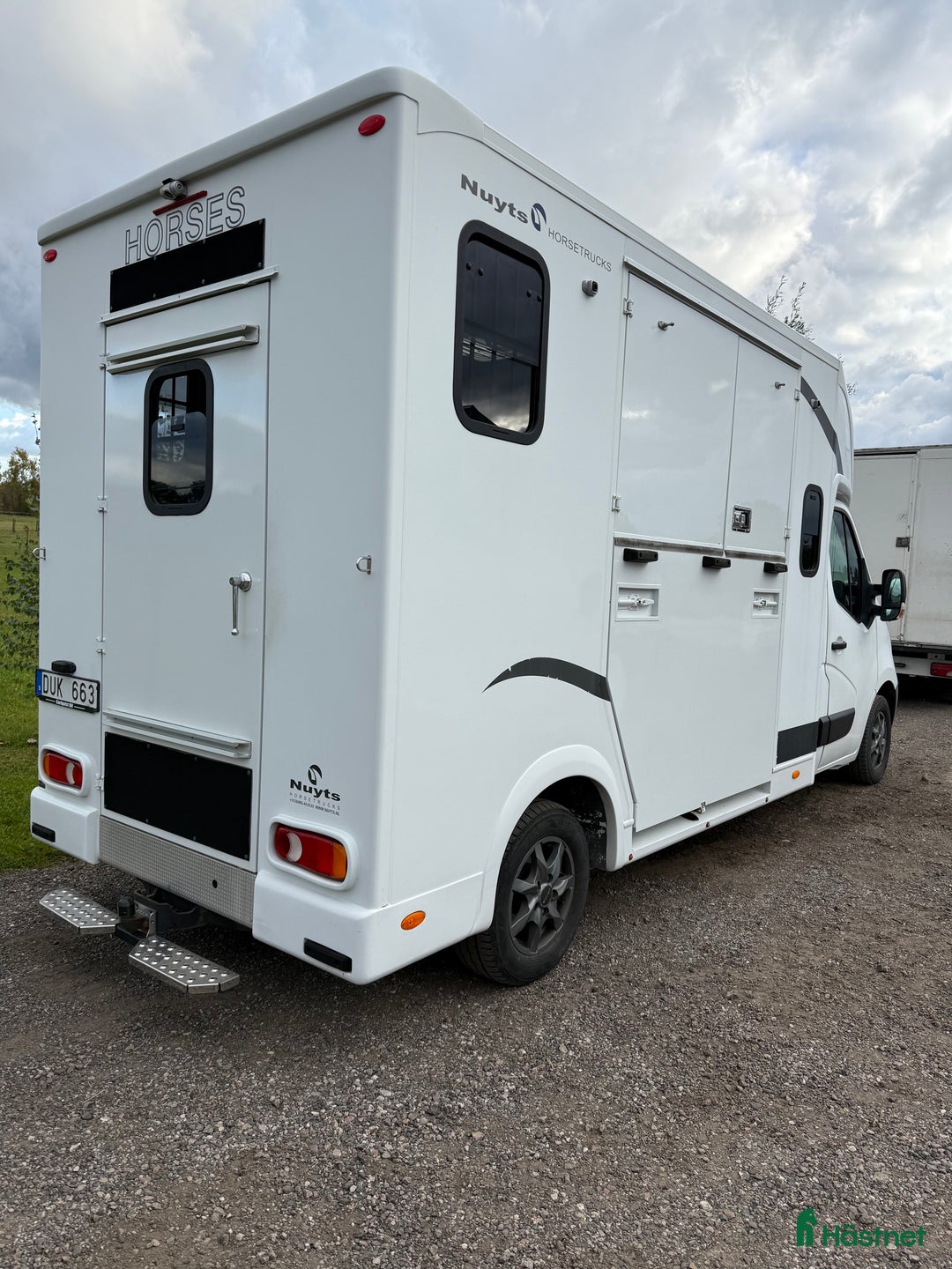 Hästlastbilar  fordon & transport till salu: Lågmilad b korts lastbil i Blentarp - Annons 2