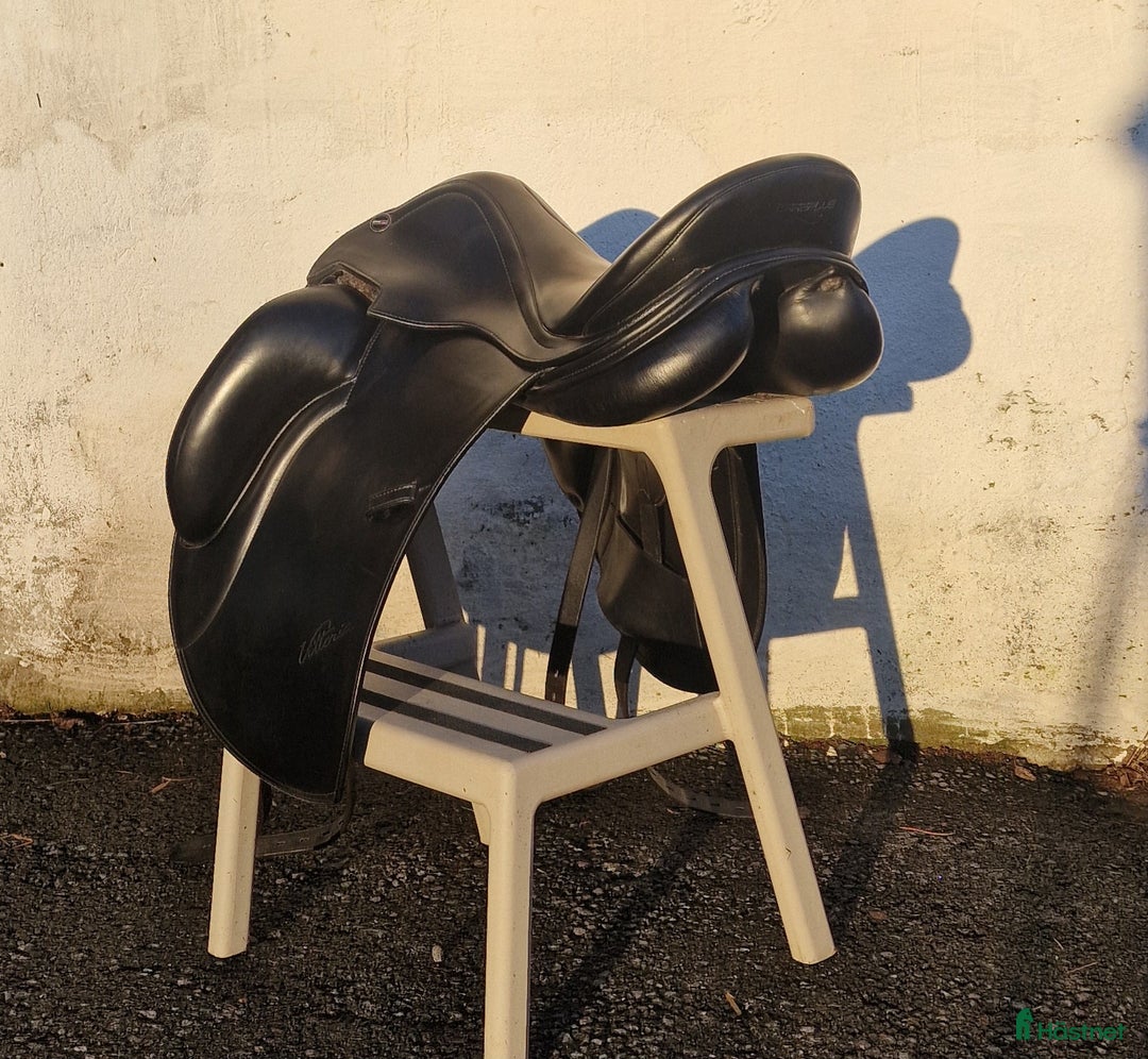 Sadlar hästutrustning till salu: Erreplus Vittoria i Matfors - Annons 6