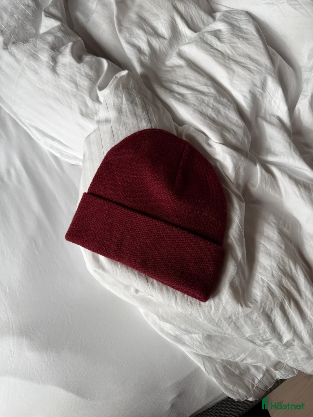 Övrigt Ridkläder ryttarutrustning till salu: Vinröd mössa i Stockholm - Annons 2