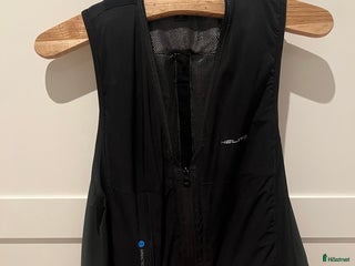 Säkerhetsvästar ryttarutrustning till salu: Airbag säkerhetsväst i Kristianstad - Annons 16