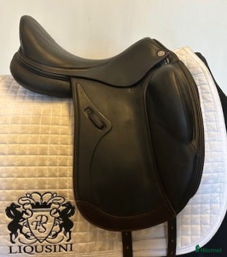 Sadlar hästutrustning till salu: Dressyrsadel Prestige Venus Style KD 17" i Uppsala - Annons 9