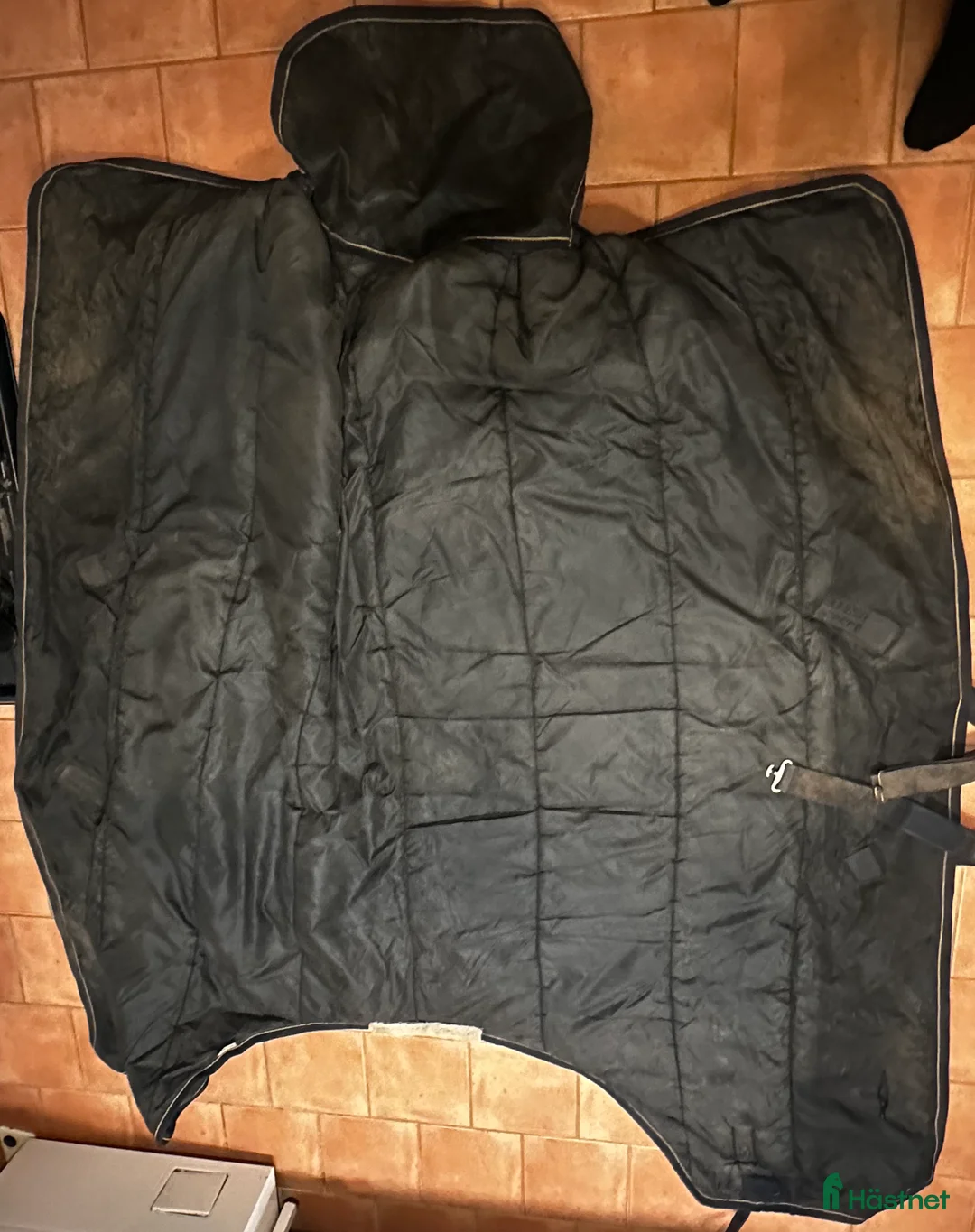 Täcken hästutrustning till salu: Vintertäcke stl 135-140  - Annons 2