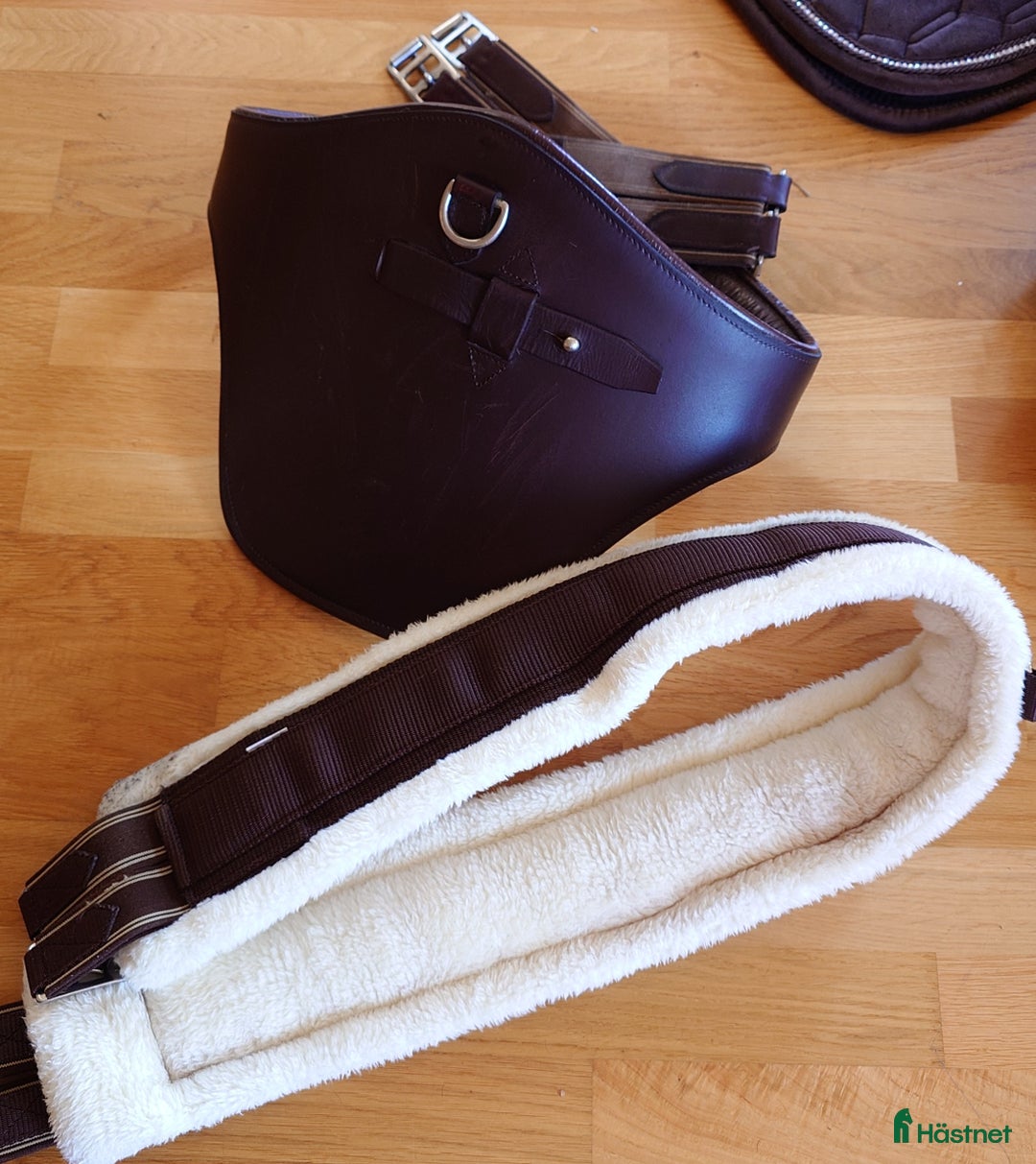 Sadeltillbehör hästutrustning till salu: Schabrak, sadelgjordar mm. i Västra Frölunda - Annons 2