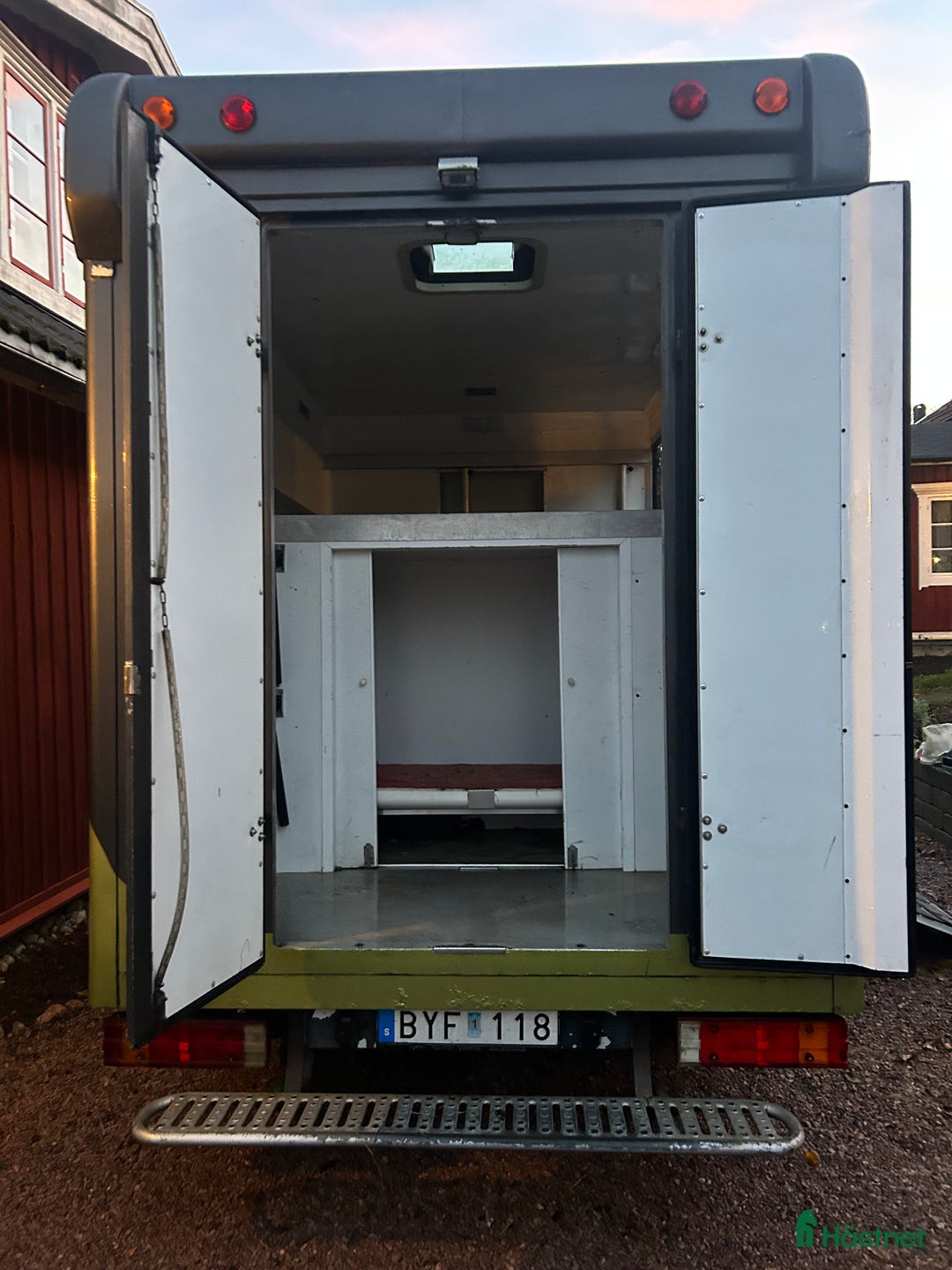 Hästlastbilar  fordon & transport till salu: Mercedes sprinter hästlastbil  i Hallstahammar - Annons 4