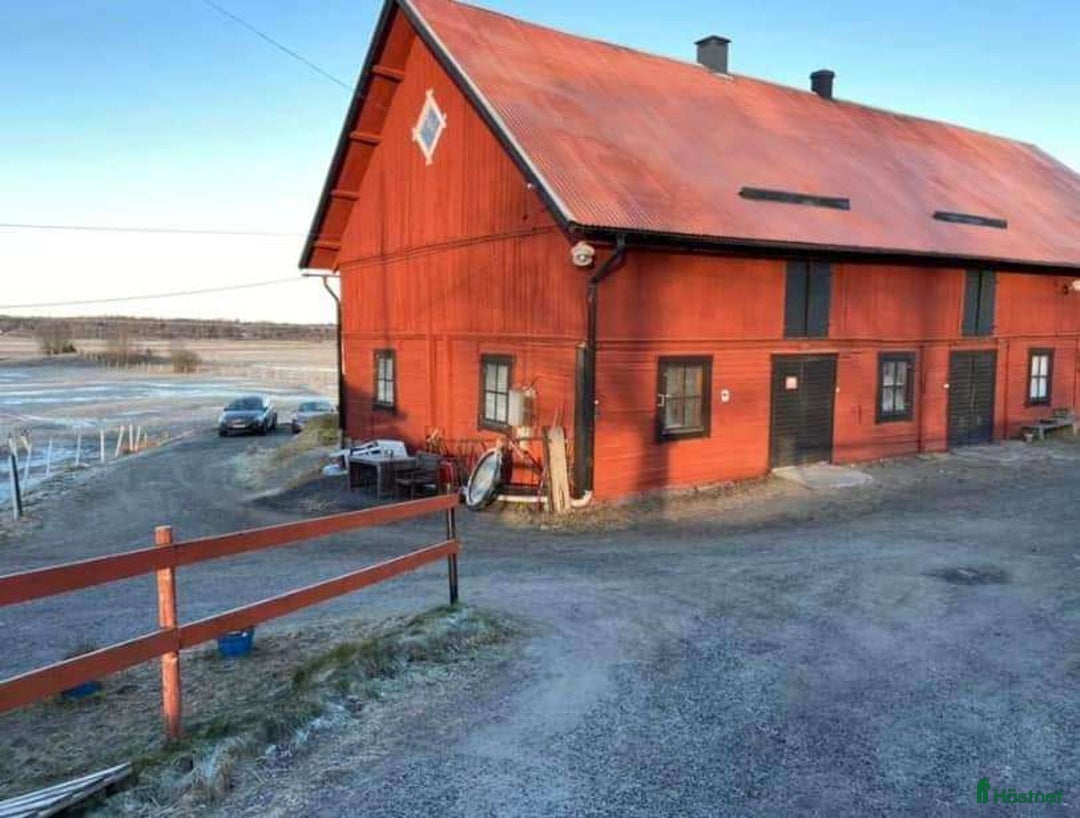  stallplats finnes: Stallplats för valack Angarns Lundby  i Vallentuna - Annons 1