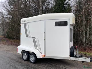 Hästtransporter fordon & transport till salu: Umesläp BA35 nybesiktigad årsm-09 i Mariefred - Annons 4