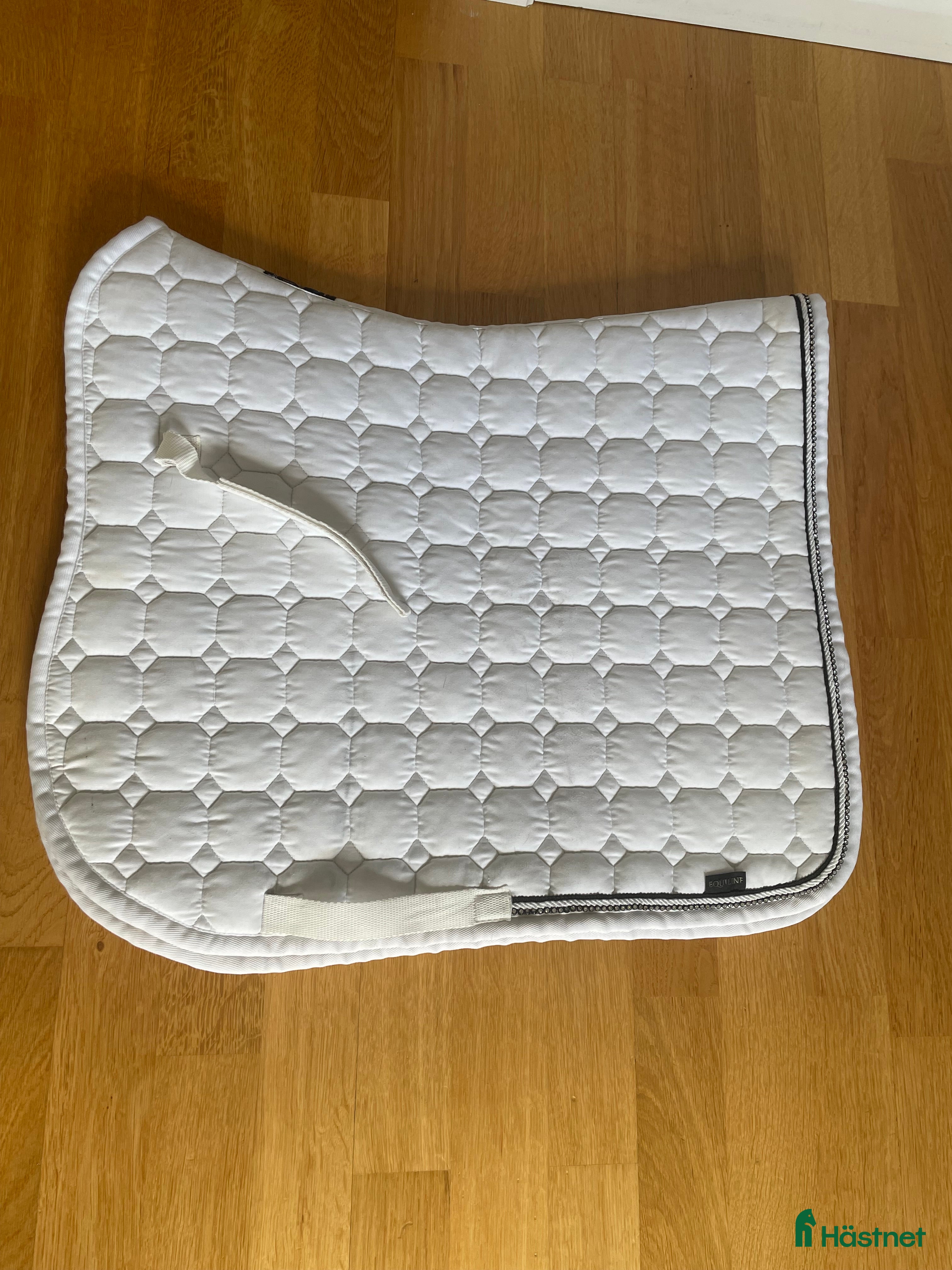 Schabrak & Vojlockar hästutrustning till salu: Dressyr schabrak  i Lund - Annons 19