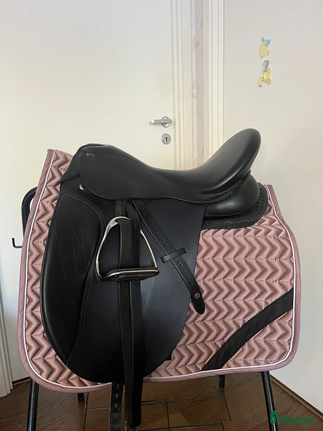 Sadlar hästutrustning till salu: Fairfield Dressyrsadel  i Vallentuna - Annons 1