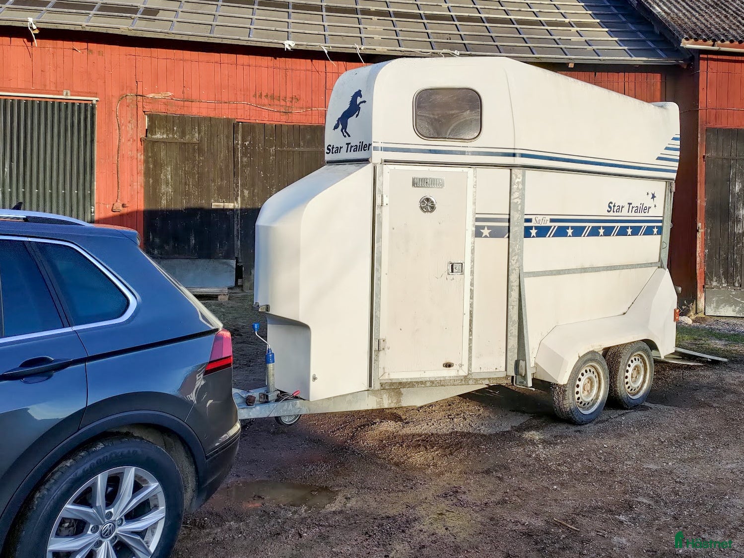 Hästtransporter  fordon & transport till salu: Hästtransport med låg totalvikt & 500 kg lastvikt - Annons 1