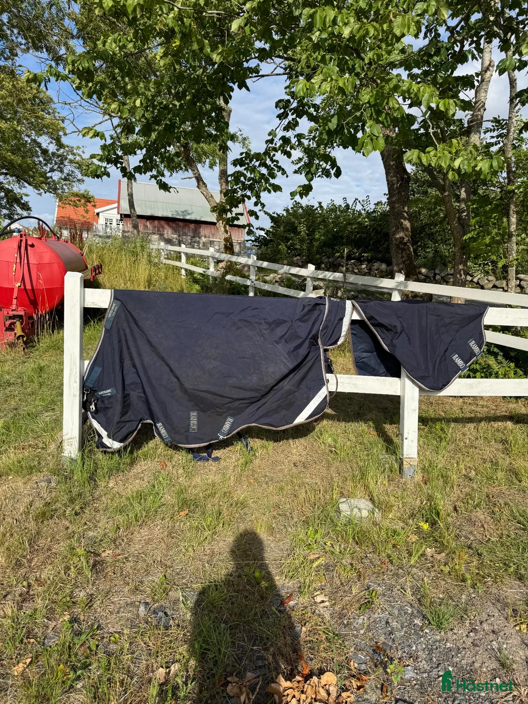 Täcken hästutrustning till salu: Rambo Duo 100 gram strl 140 - Annons 2