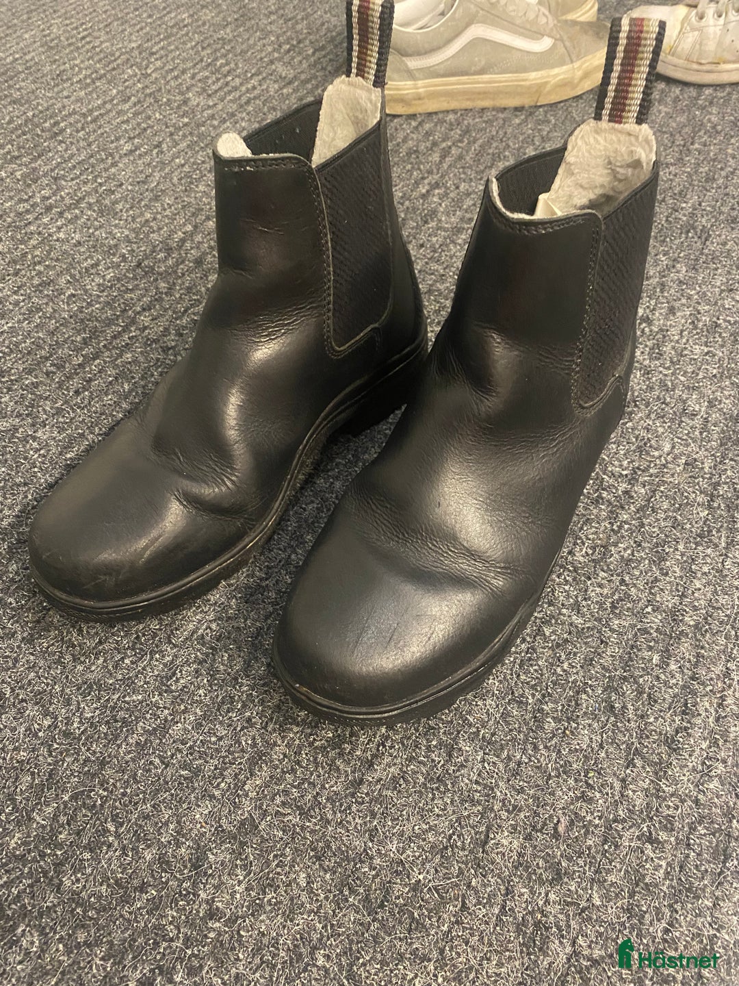 Övrig Ryttarutrustning ryttarutrustning till salu: Varma vinter ridskor strl 39 i Saltsjö-Boo - Annons 1