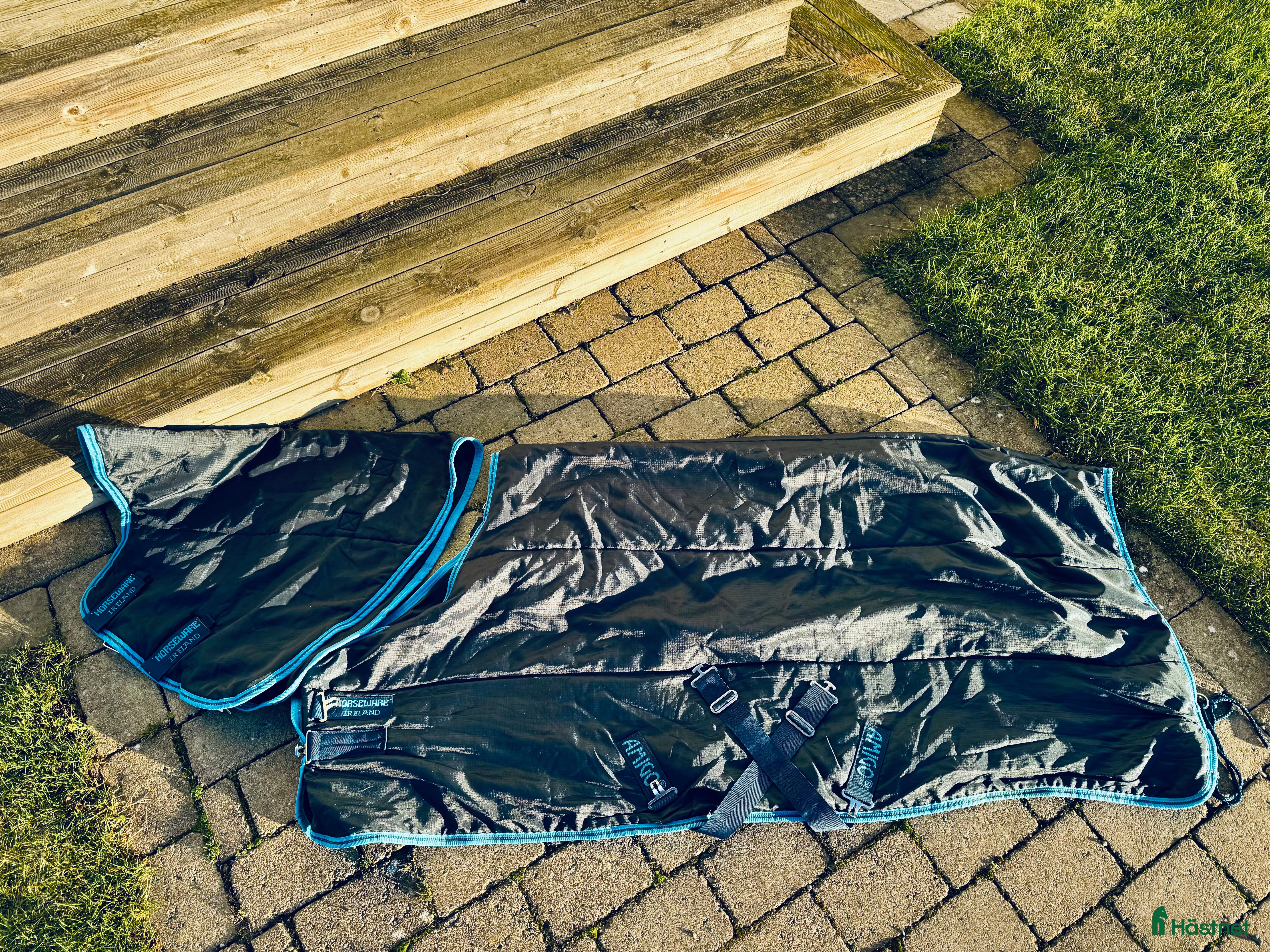 Täcken hästutrustning Amigo Innetäcke med hals, stl 125 - Annons 6