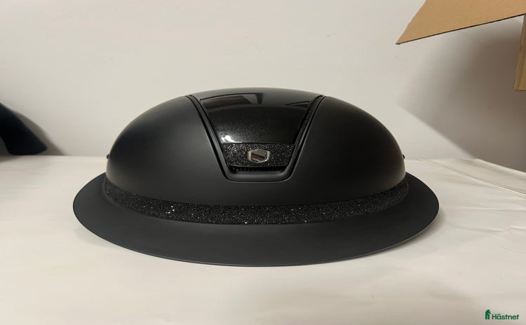 Hjälmar ryttarutrustning till salu: Samshield Miss Shield Hjälm i Uppsala - Annons 2