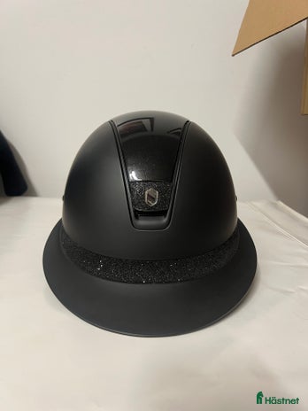 Hjälmar ryttarutrustning till salu: Samshield Miss Shield Hjälm i Uppsala - Annons 9