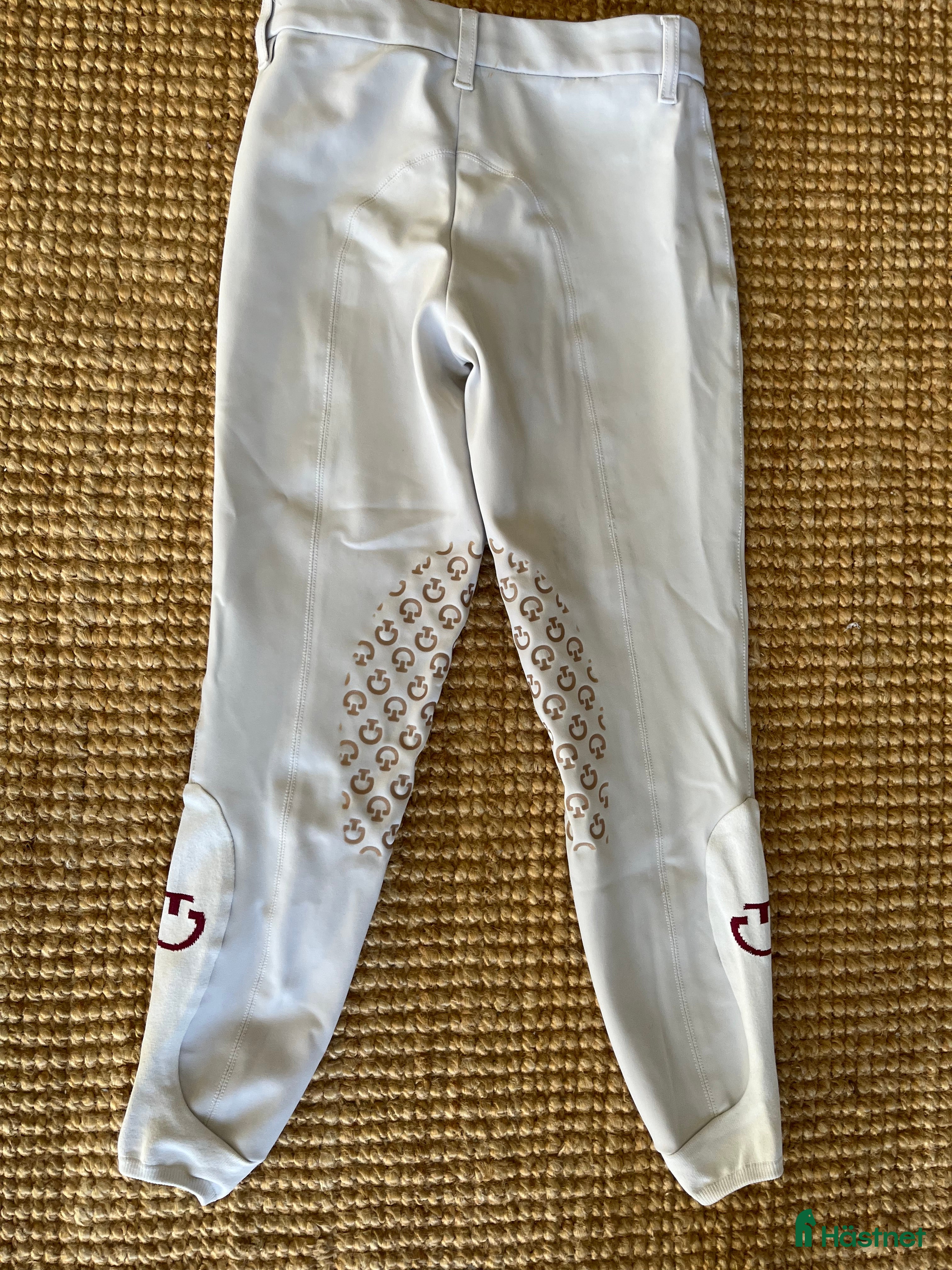 Ridbyxor ryttarutrustning till salu: CT vita ridbyxor junior 10år i Viken - Annons 4